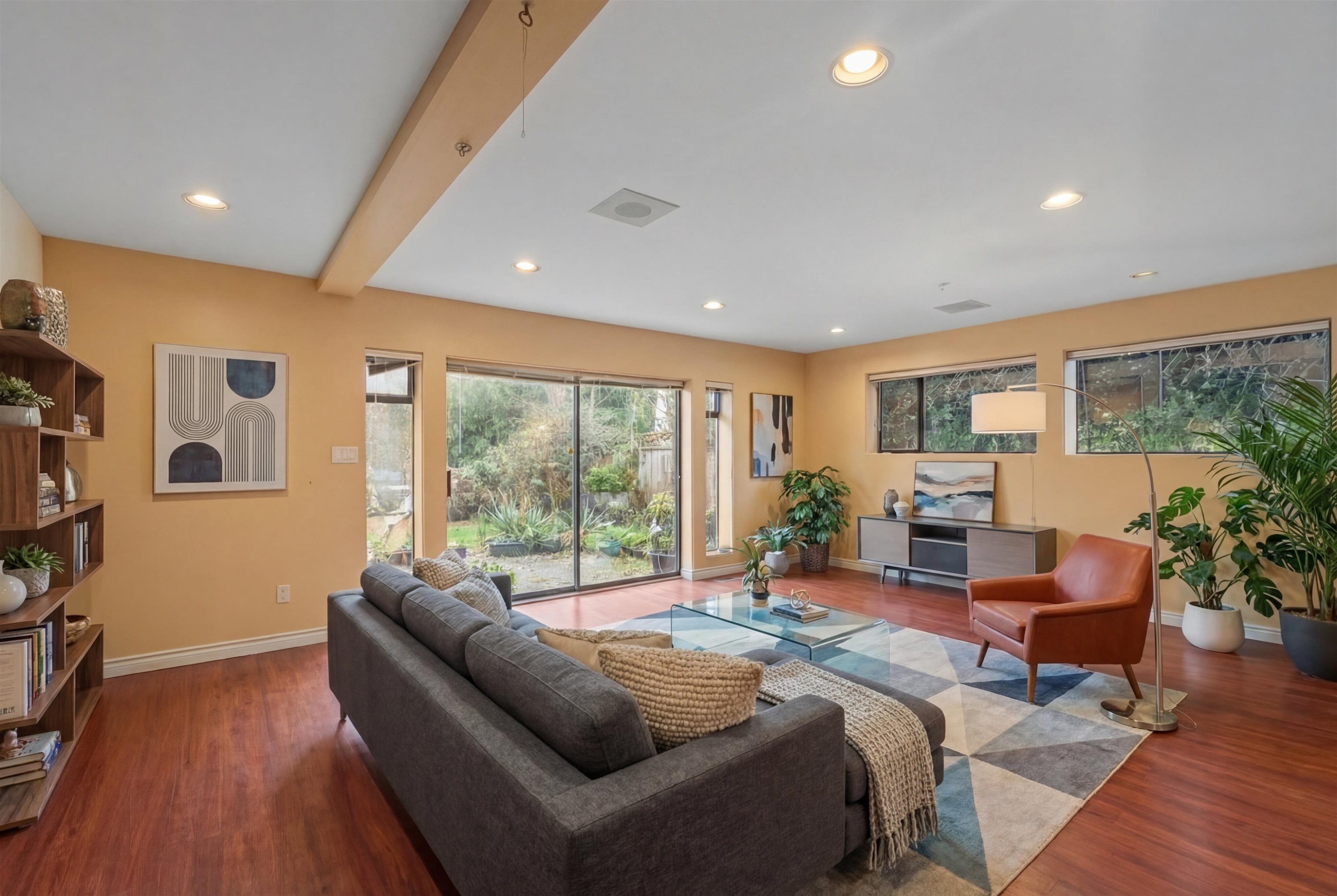 2490 Westhill Court, West Vancouver, BC