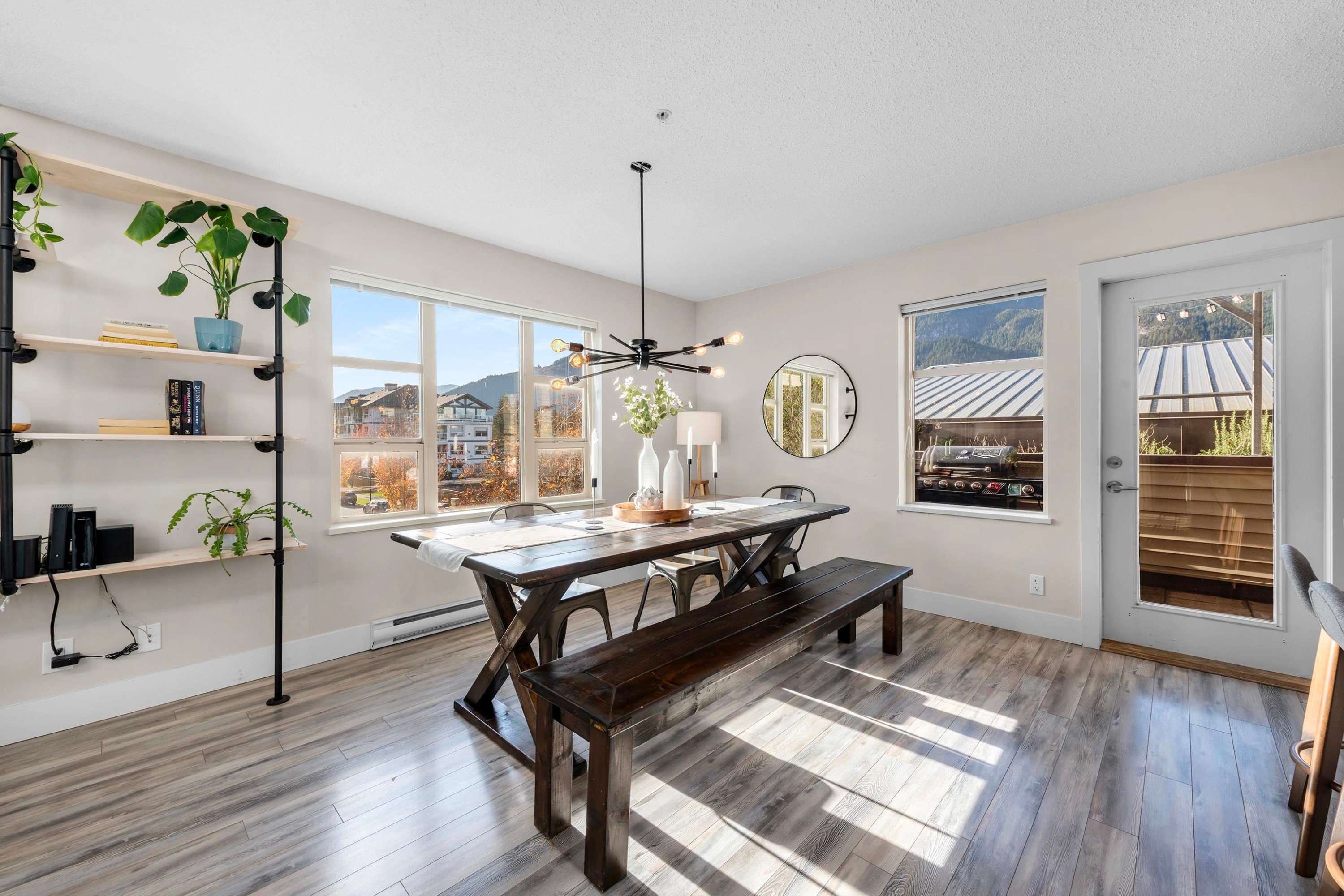 38226 Eaglewind Boulevard, Squamish, BC