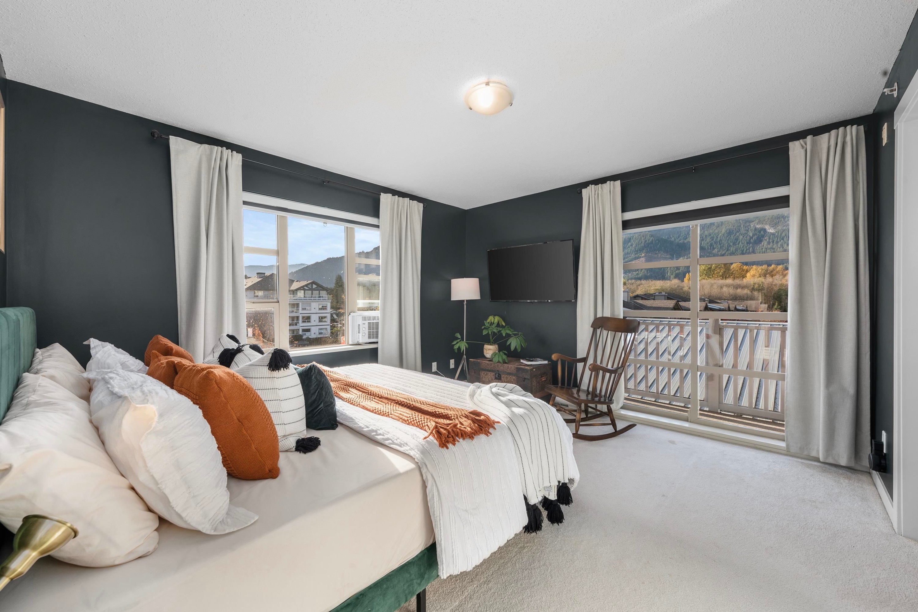 38226 Eaglewind Boulevard, Squamish, BC