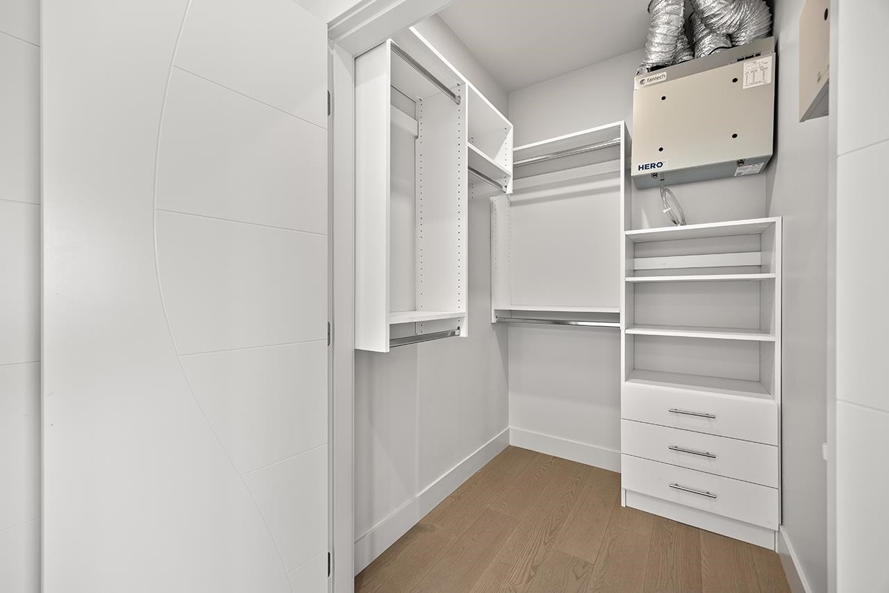 3015 19Th Avenue E, Vancouver, BC