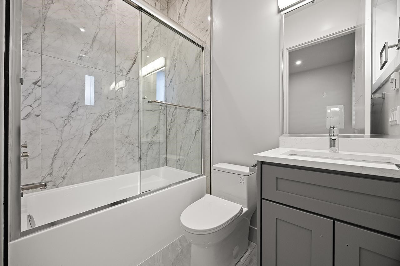 3015 19Th Avenue E, Vancouver, BC