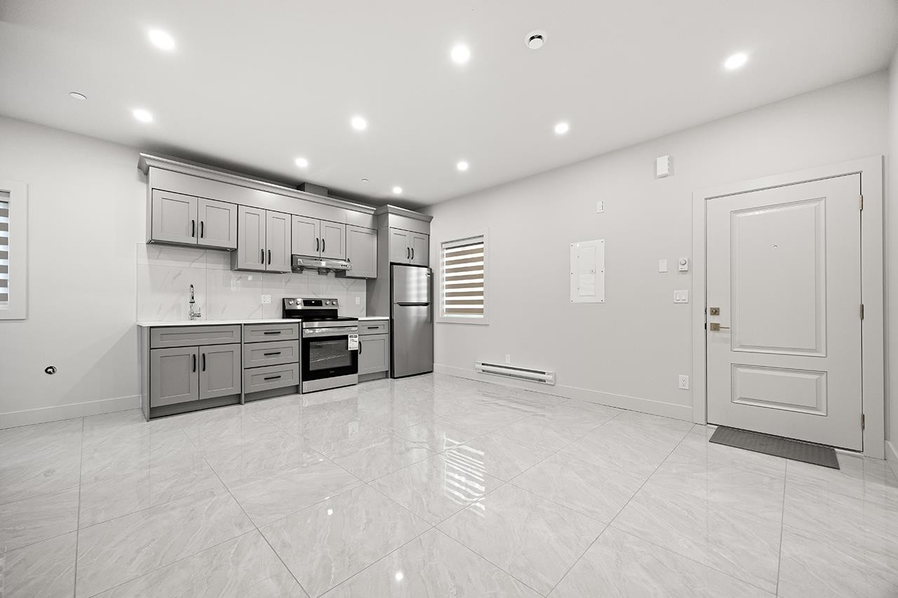 3015 19Th Avenue E, Vancouver, BC