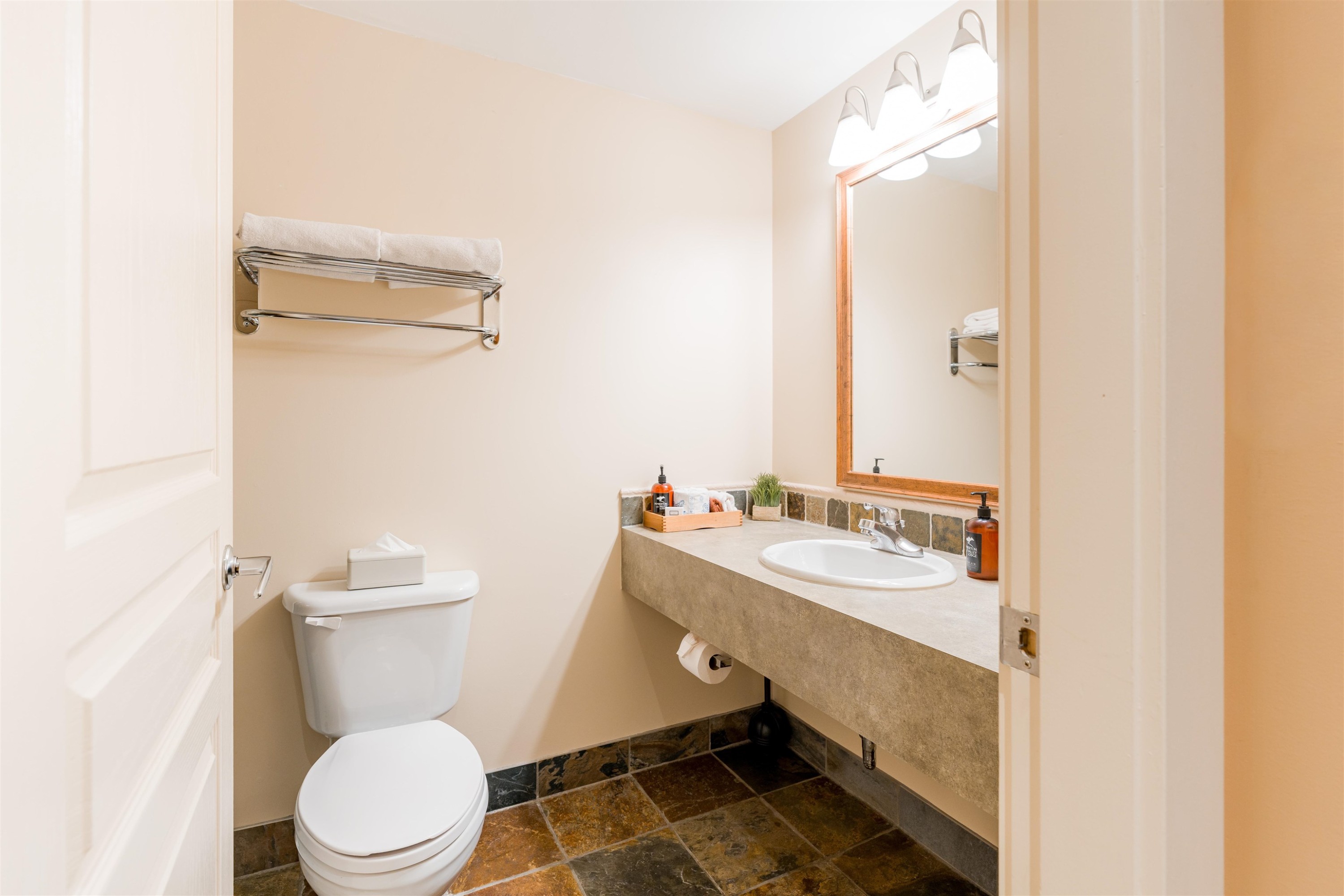 101-1490 Highway 99, Pemberton, BC