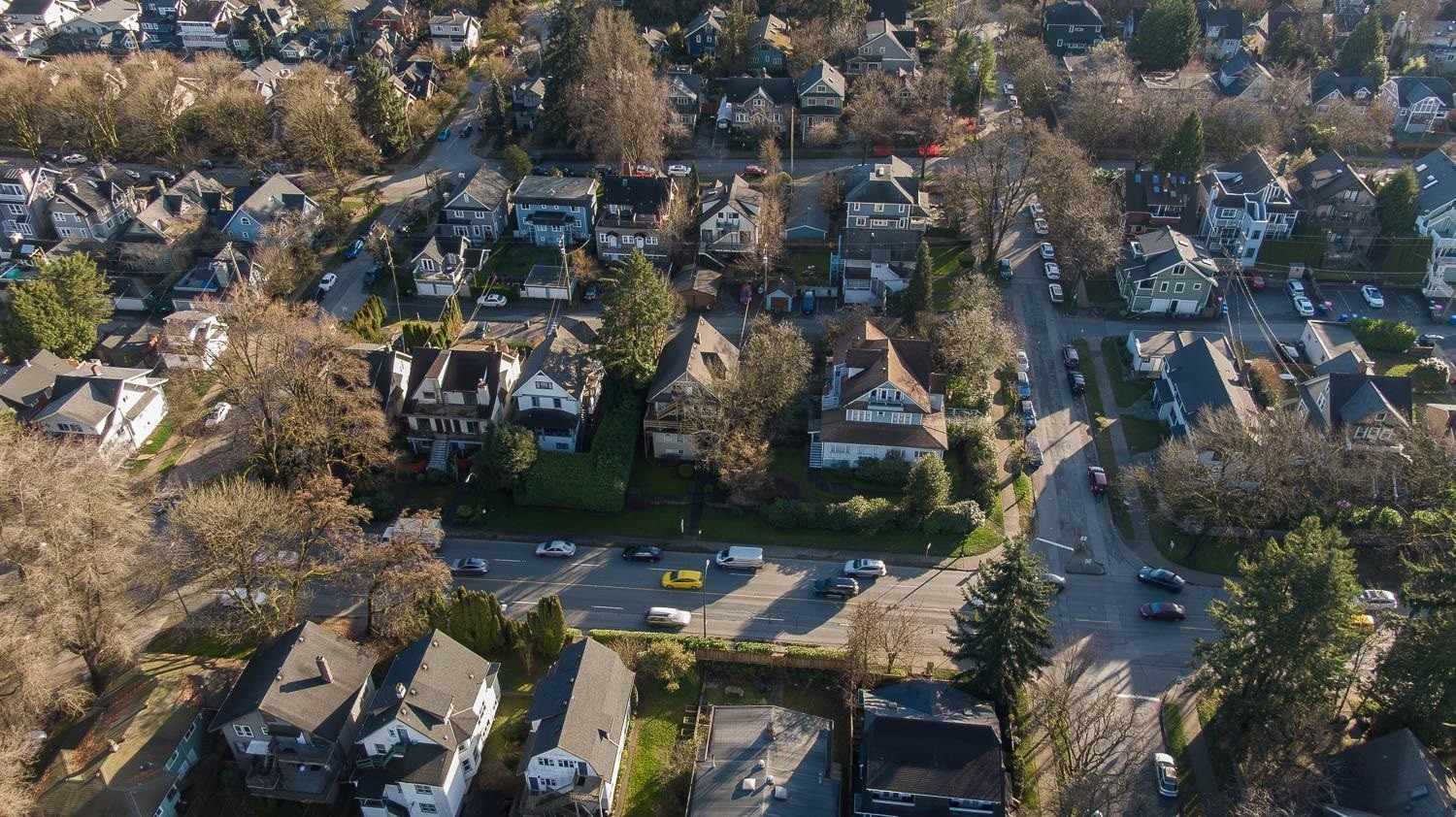 236 12Th Avenue W, Vancouver, BC