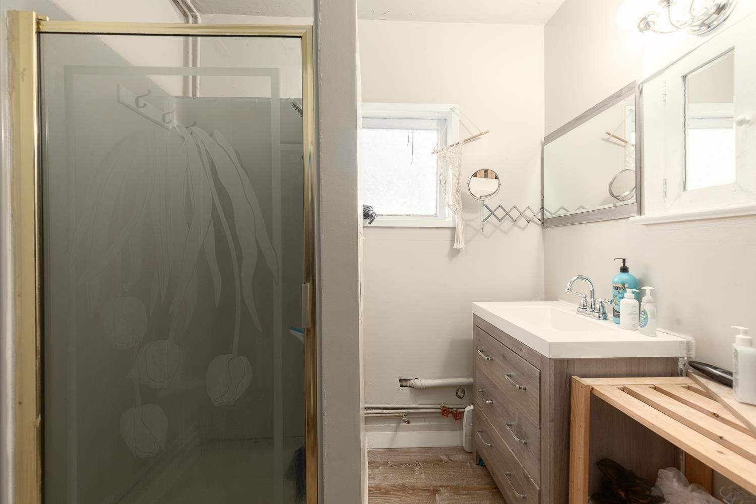 236 12Th Avenue W, Vancouver, BC