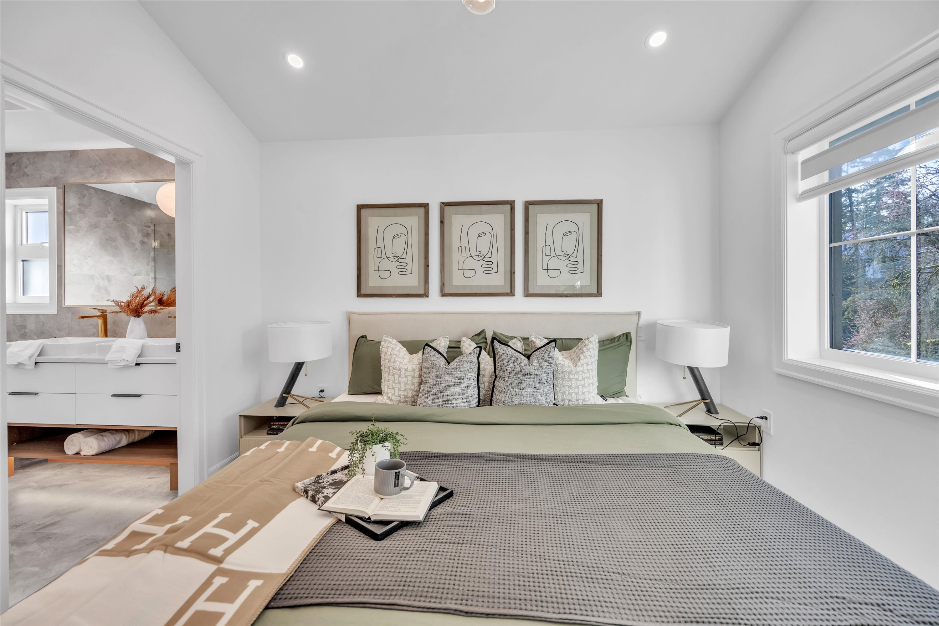 2153 20Th Avenue E, Vancouver, BC