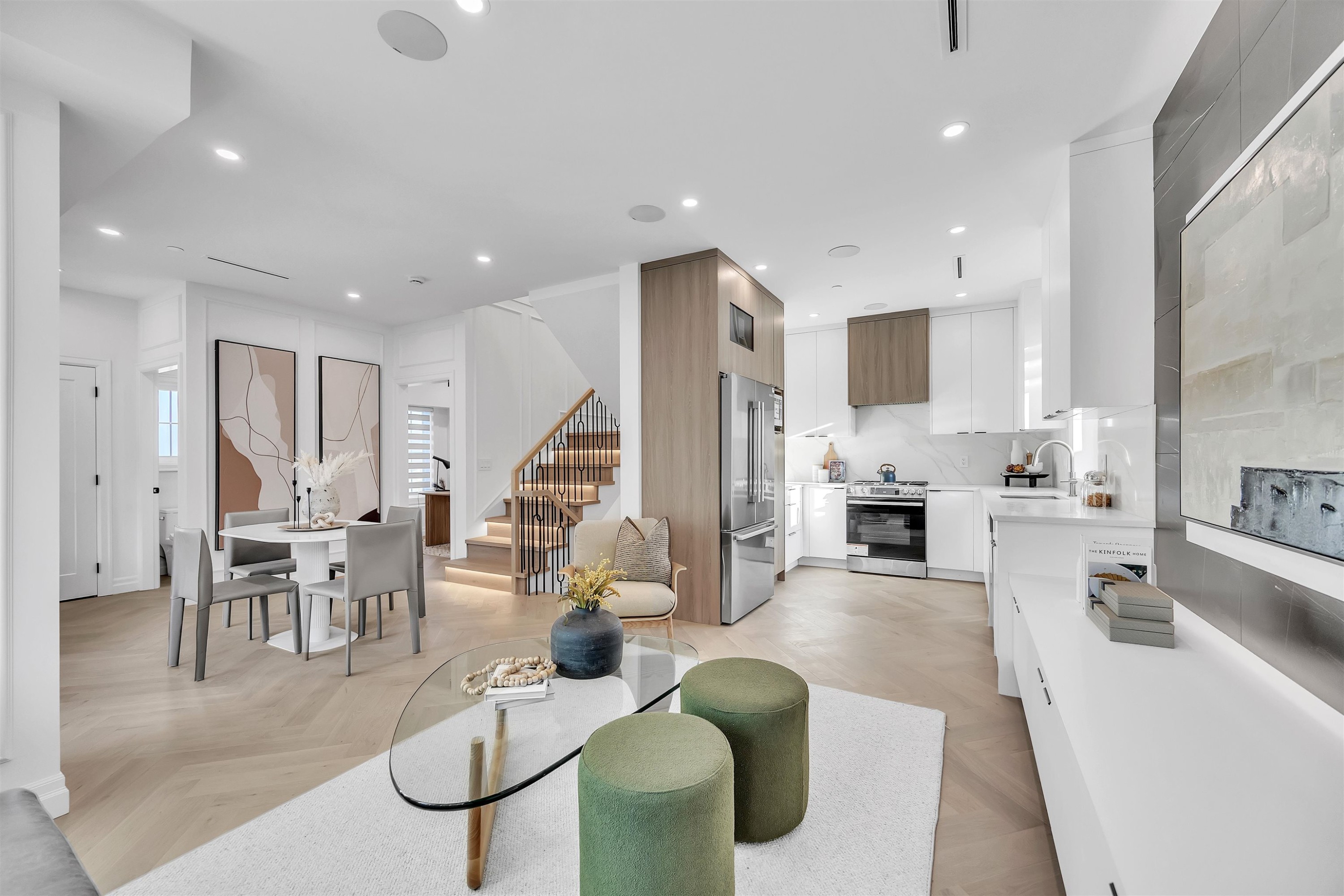 2153 20Th Avenue E, Vancouver, BC