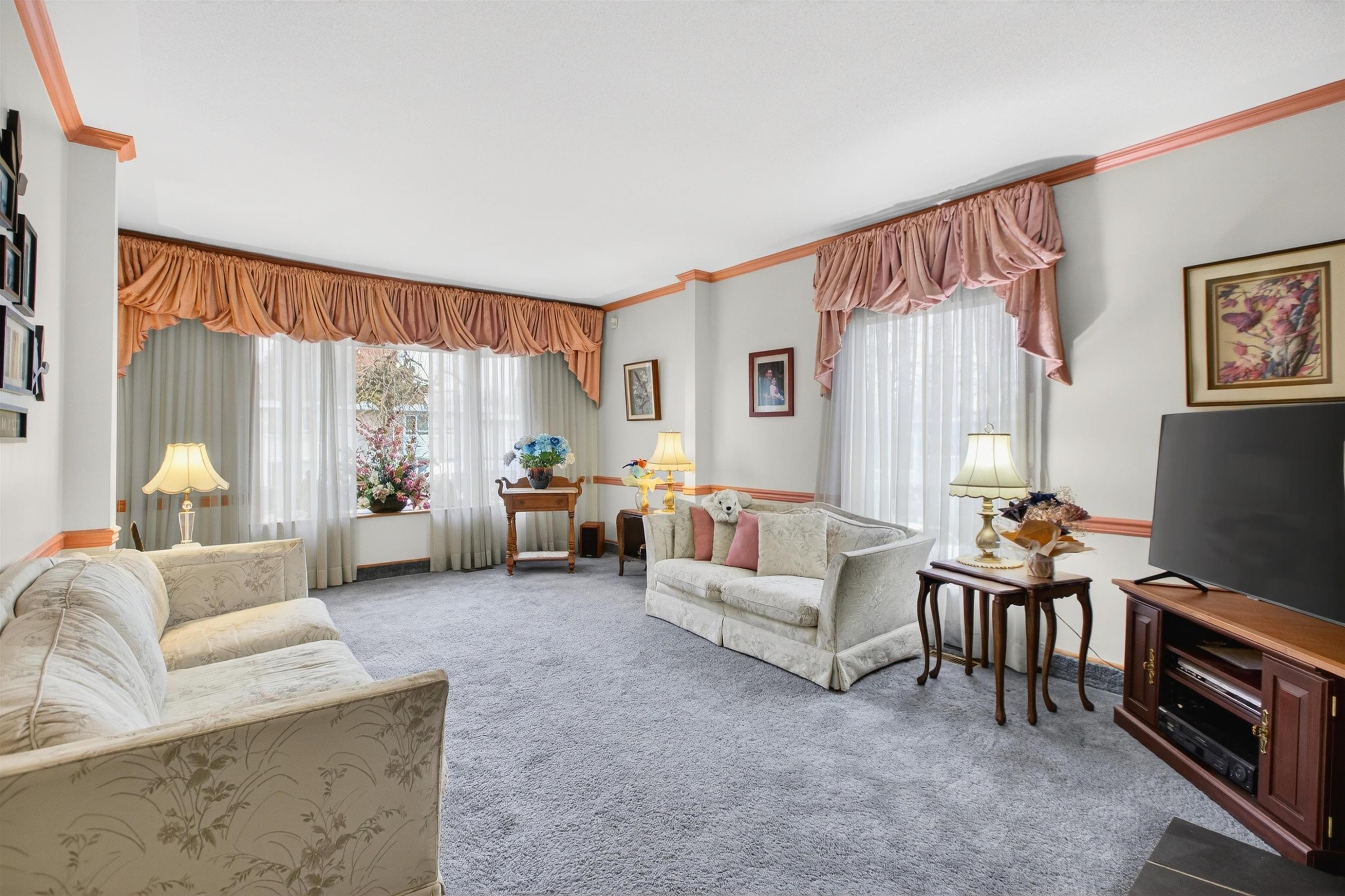 2284 45Th Avenue E, Vancouver, BC