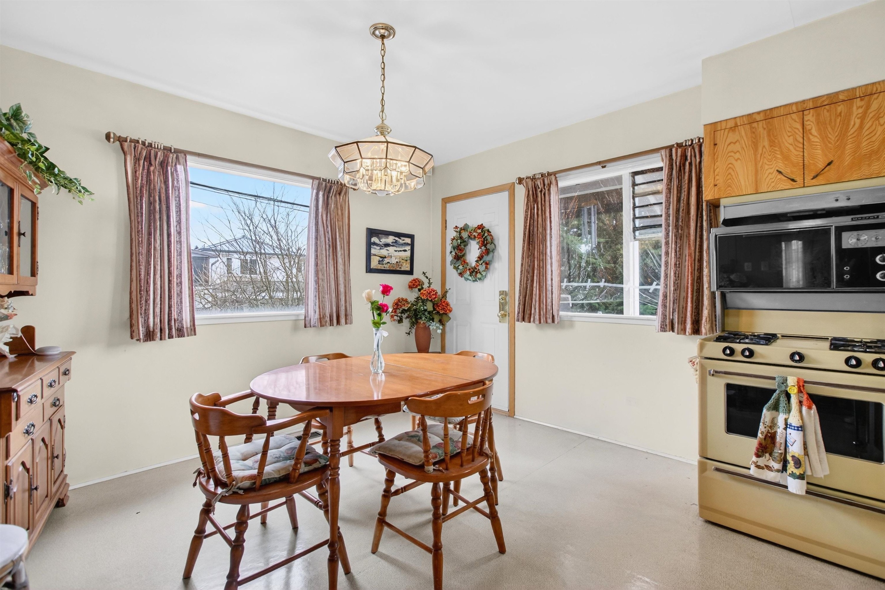 2284 45Th Avenue E, Vancouver, BC