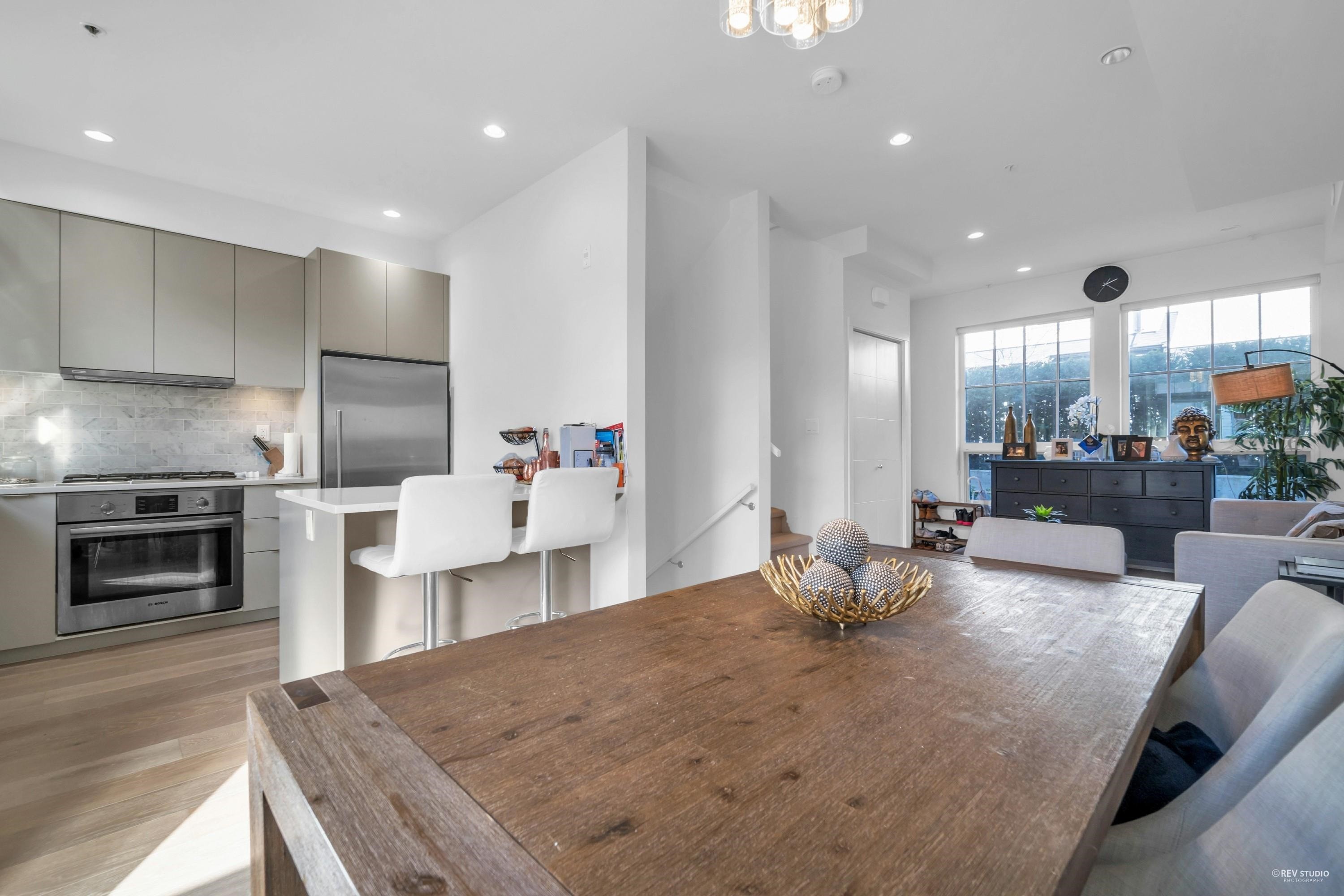 7901 Oak Street, Vancouver, BC