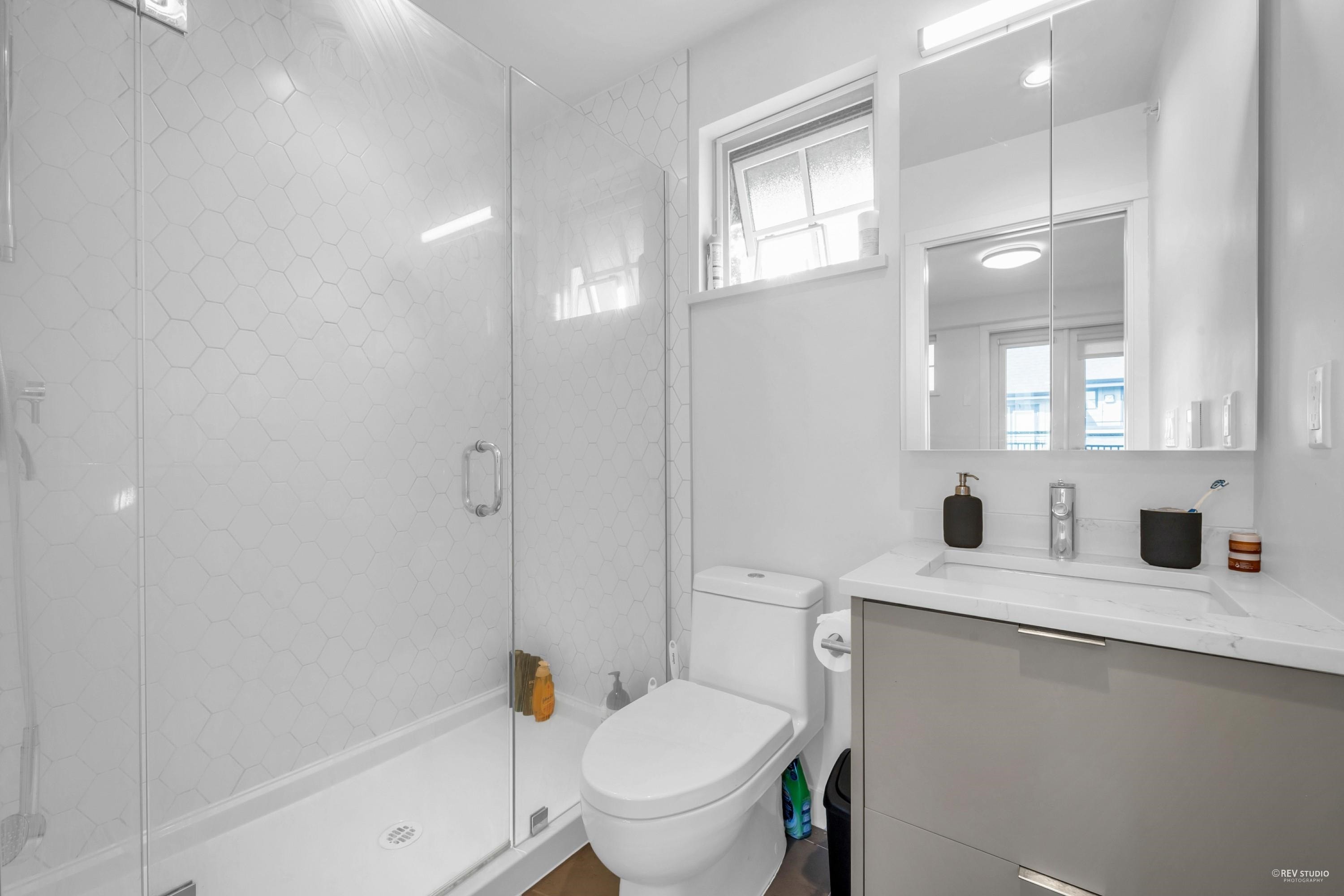 7901 Oak Street, Vancouver, BC