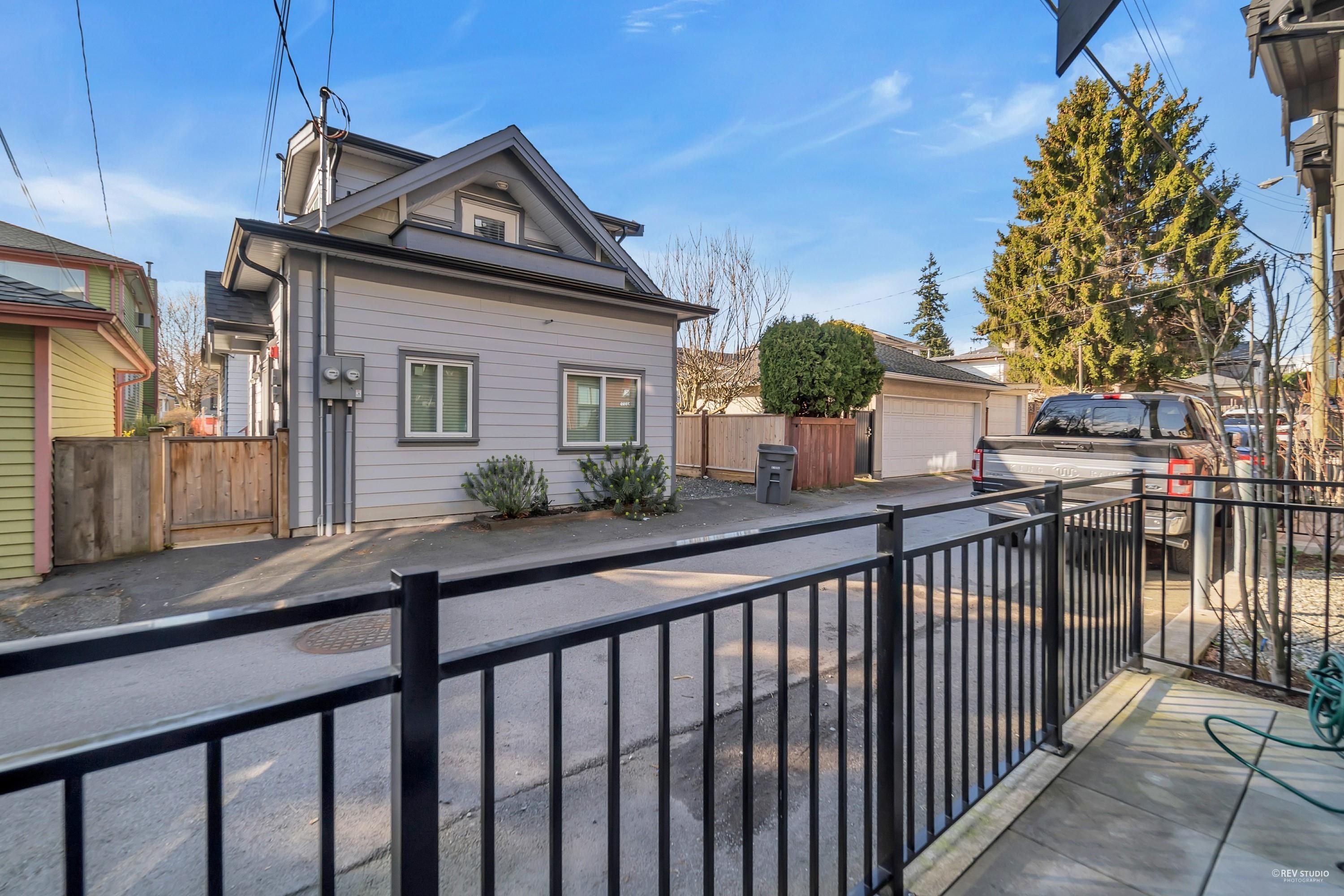 7901 Oak Street, Vancouver, BC