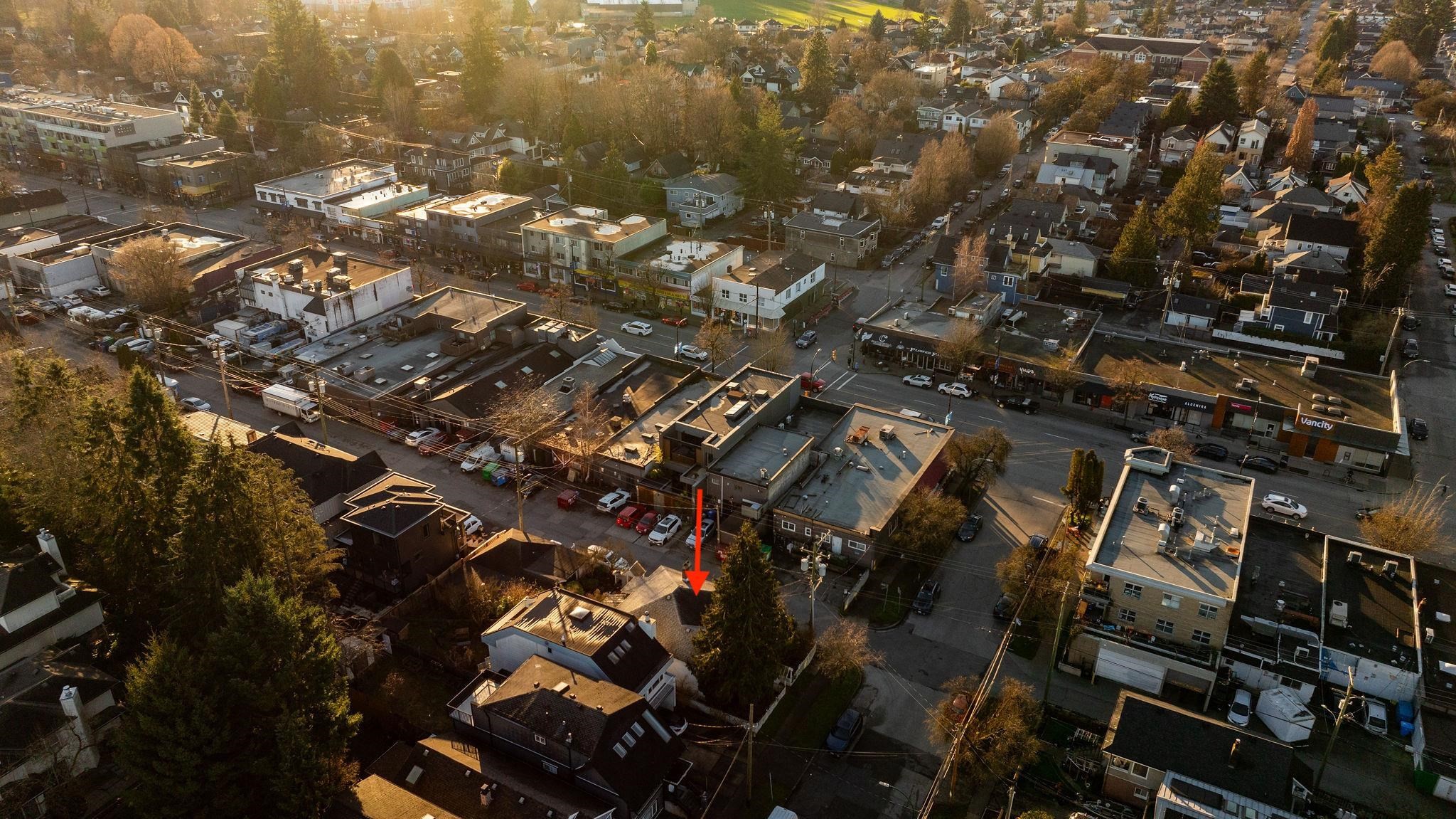 228 26Th Avenue E, Vancouver, BC