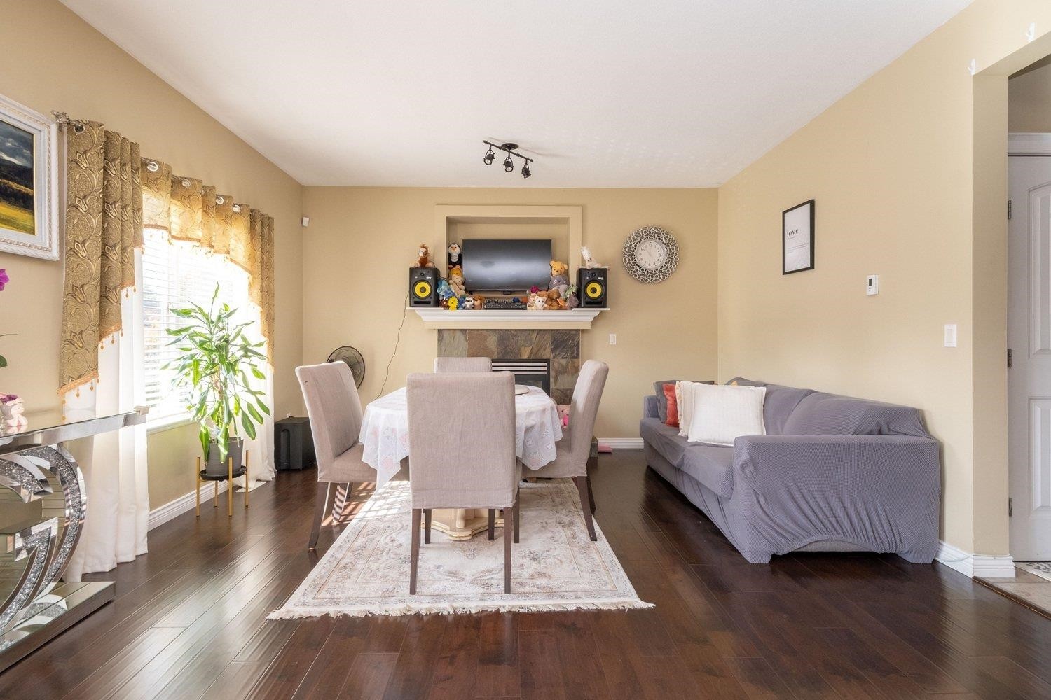 23622 111A Avenue, Maple Ridge, BC