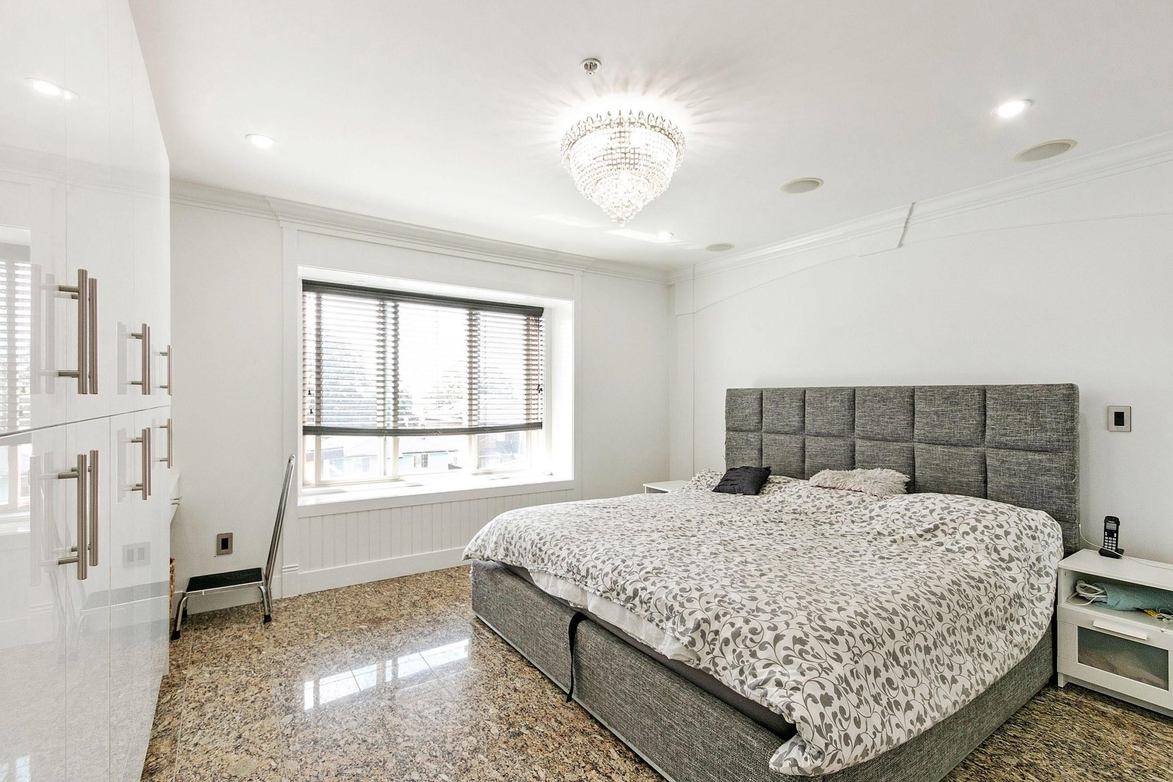 1060 61St Avenue E, Vancouver, BC