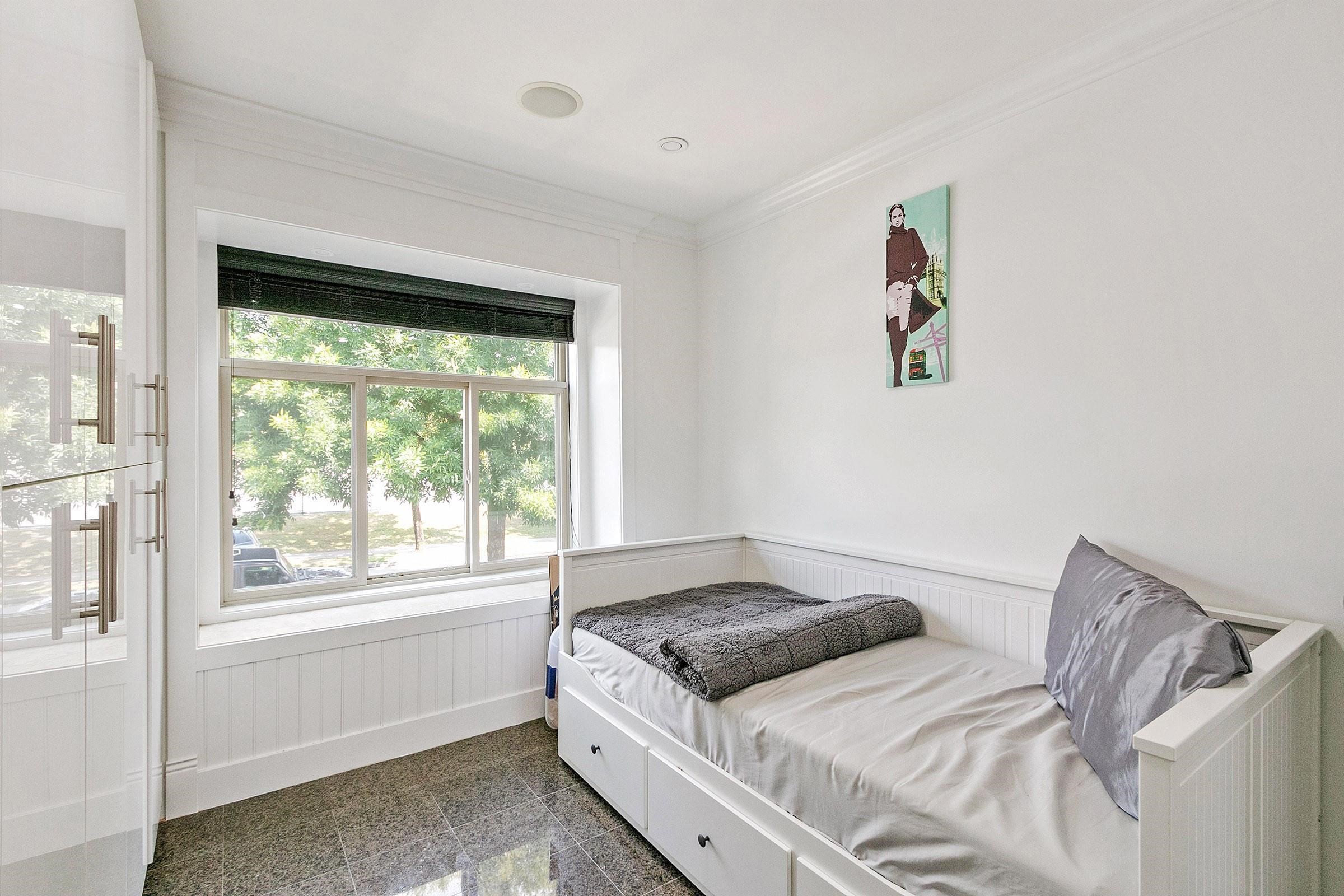 1060 61St Avenue E, Vancouver, BC