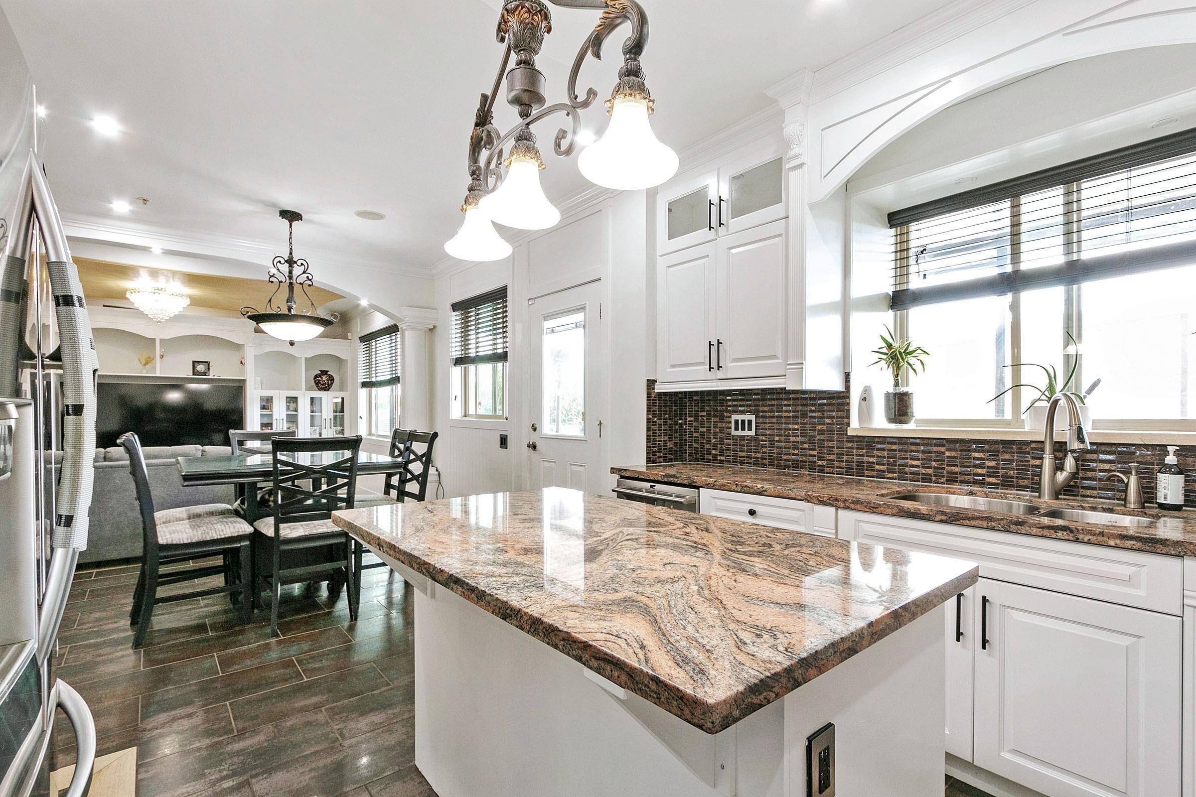 1060 61St Avenue E, Vancouver, BC