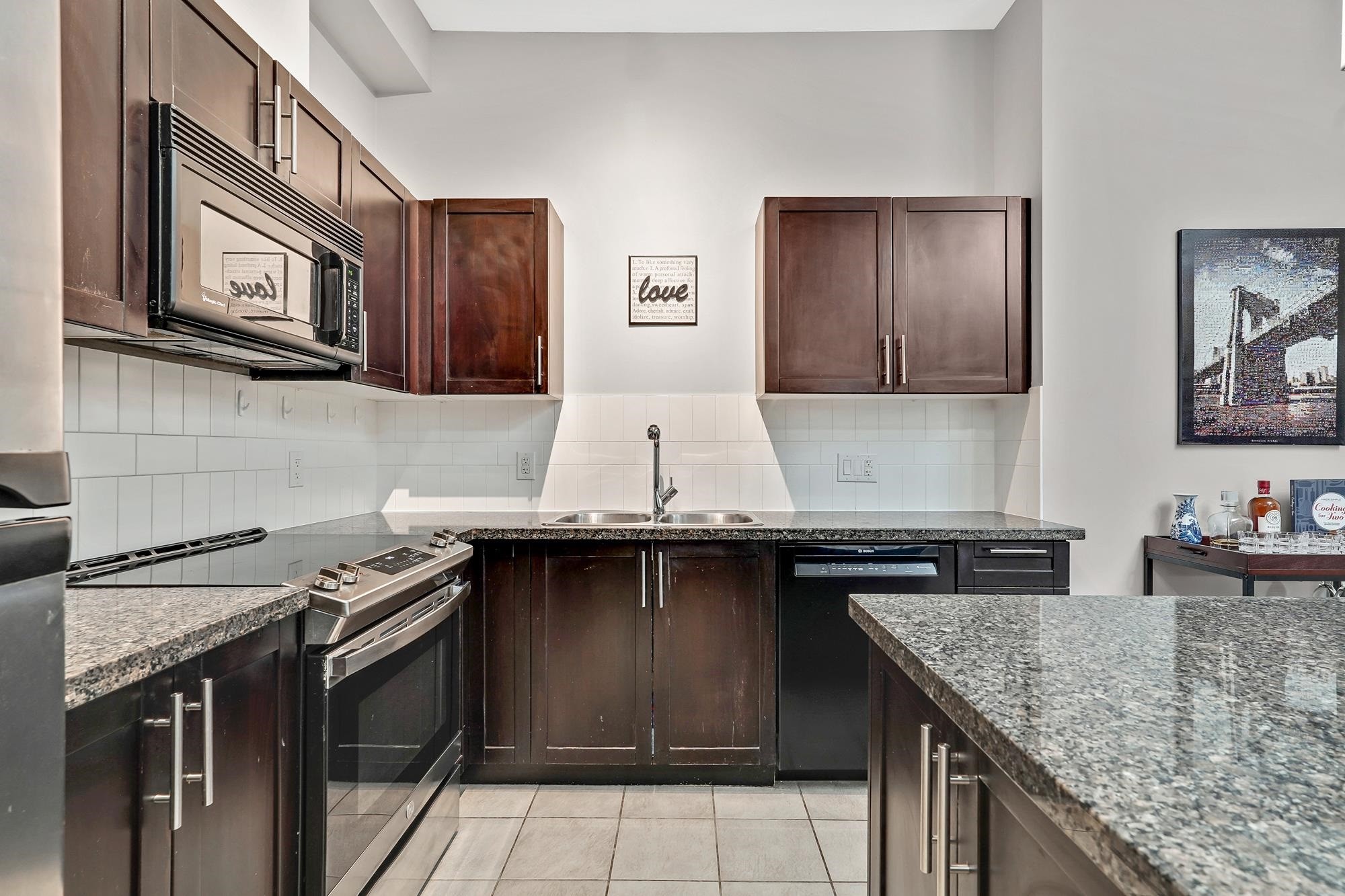 102-12283 224 Street, Maple Ridge, BC