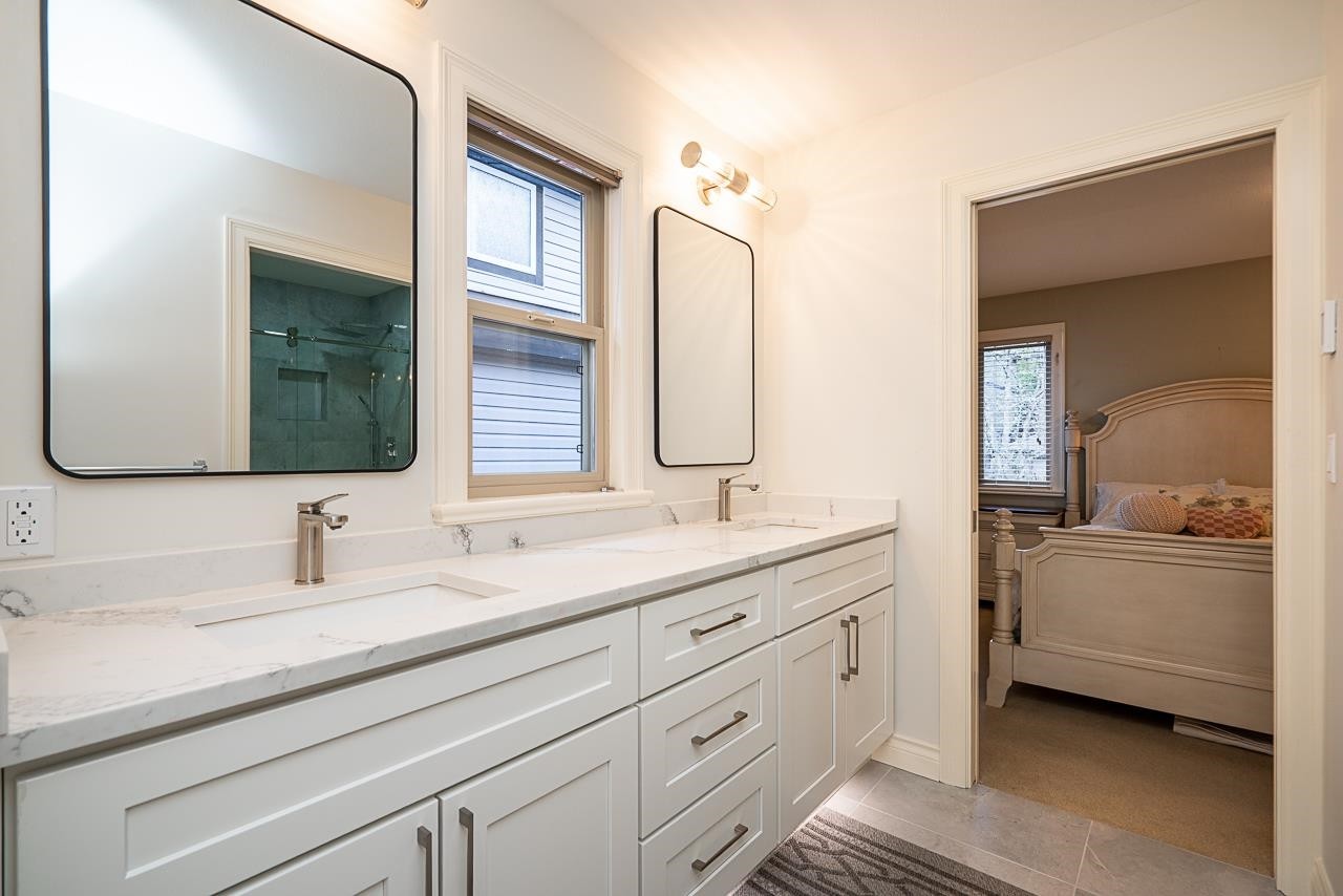 76 Eagle Pass, Port Moody, BC