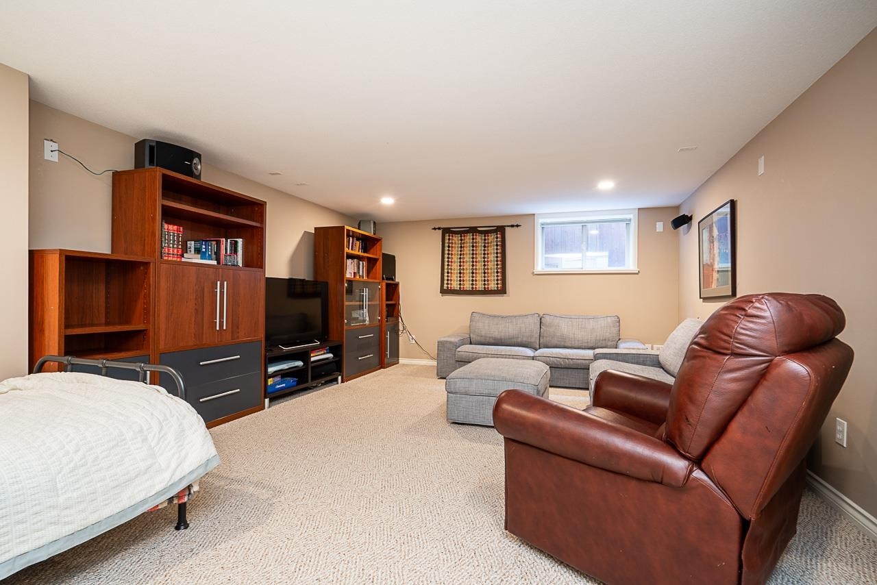 76 Eagle Pass, Port Moody, BC