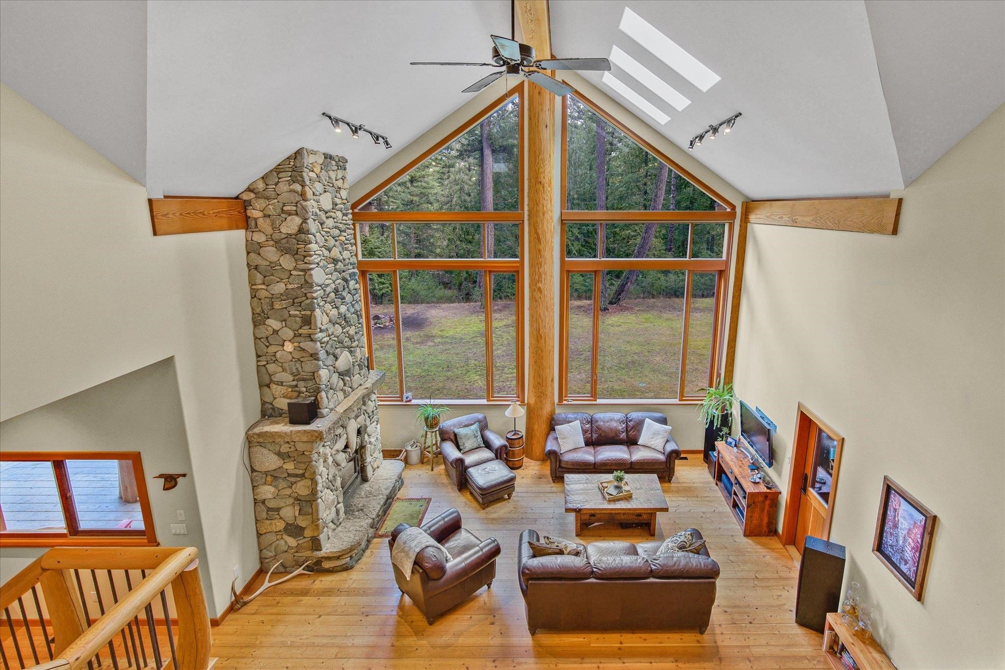 2 Walkerville Road, Pemberton, BC
