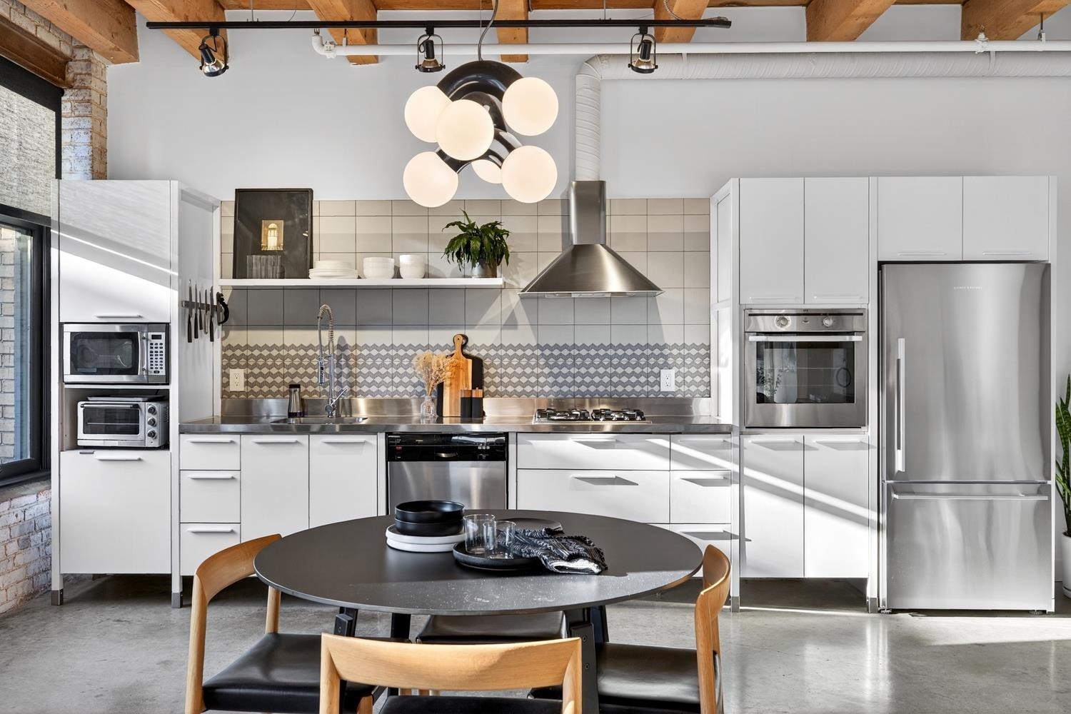 411-55 Cordova Street E, Vancouver, BC