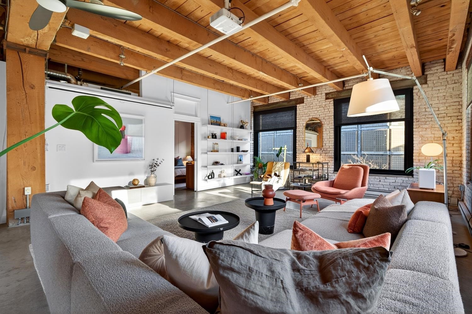 411-55 Cordova Street E, Vancouver, BC