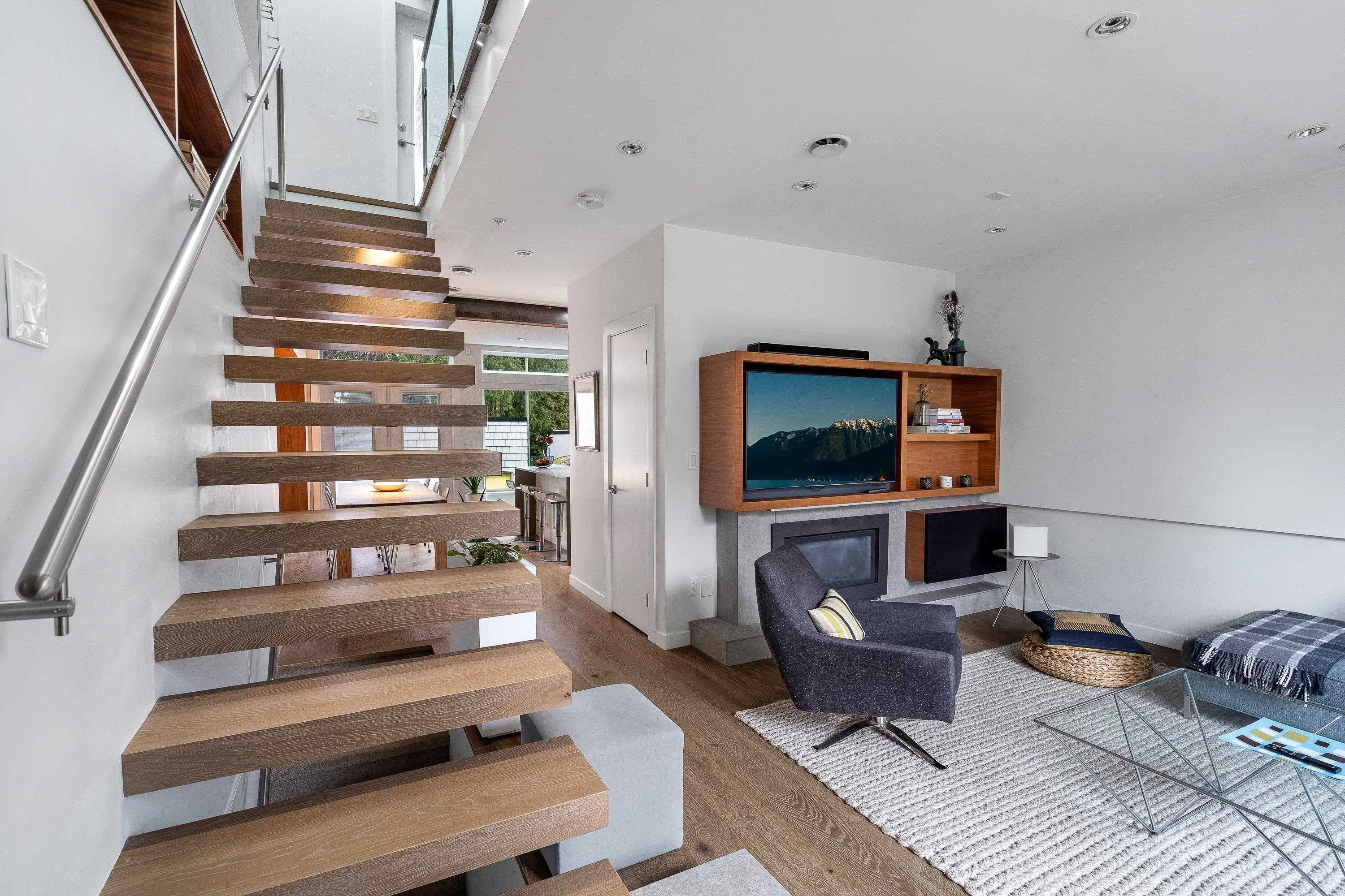 1928 Templeton Drive, Vancouver, BC