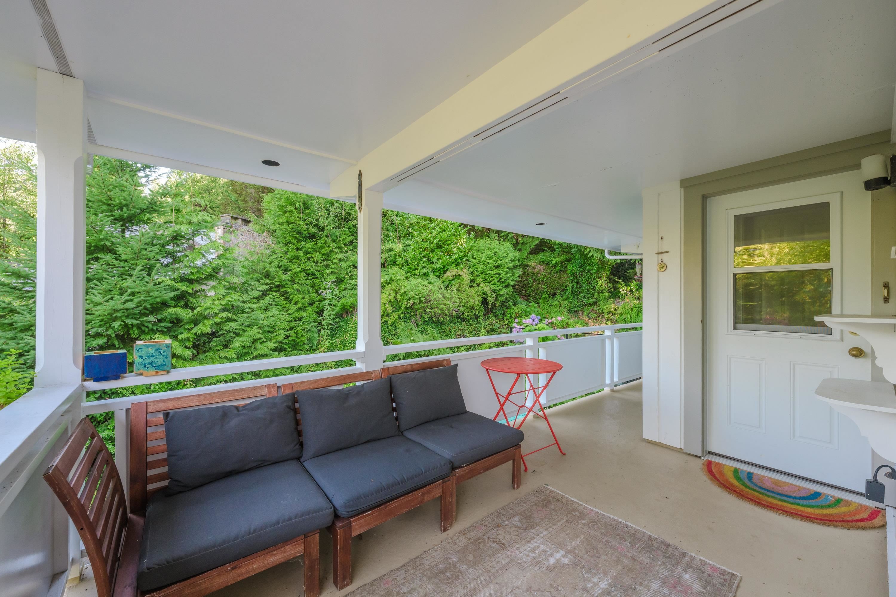 5560 Greenleaf Road, West Vancouver, BC