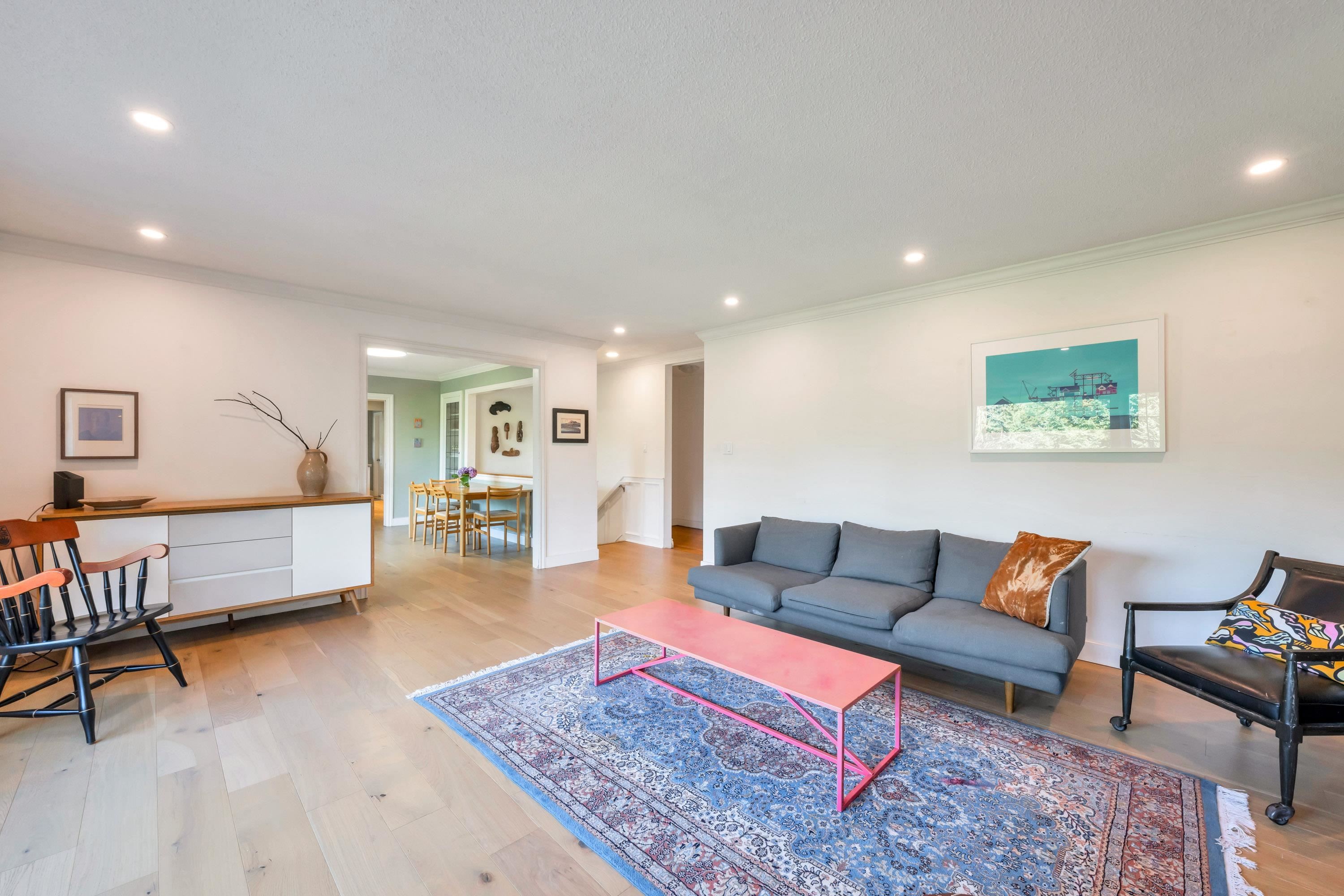 5560 Greenleaf Road, West Vancouver, BC