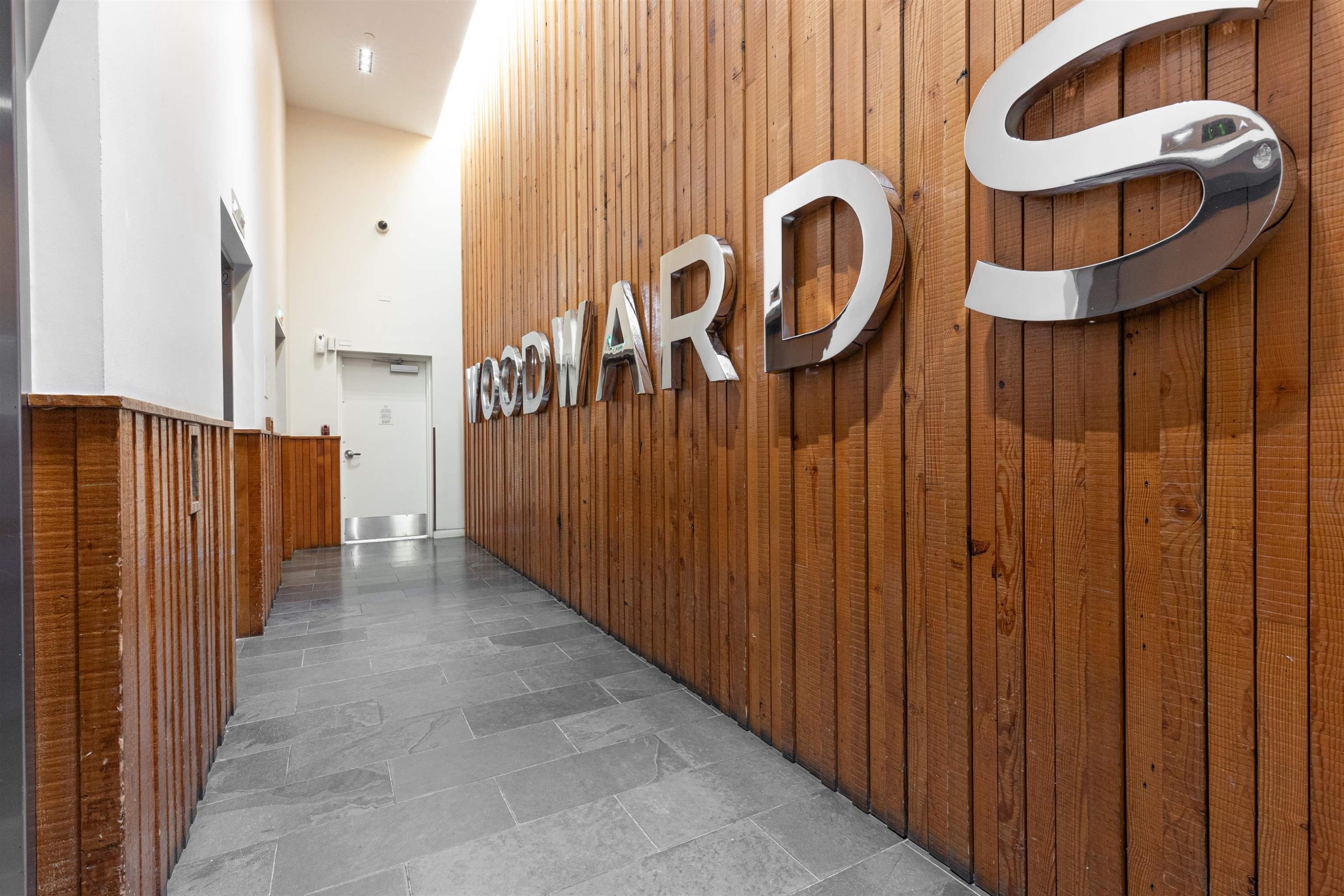 1808-128 Cordova Street W, Vancouver, BC