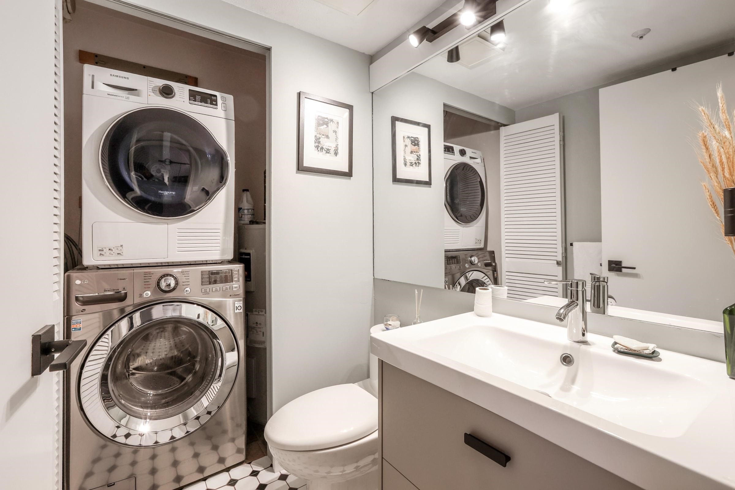 304-135 Eleventh Street, New Westminster, BC