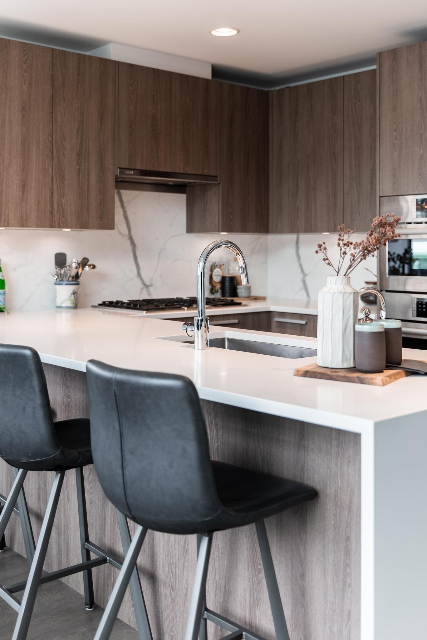 505-2738 Library Lane, North Vancouver, BC