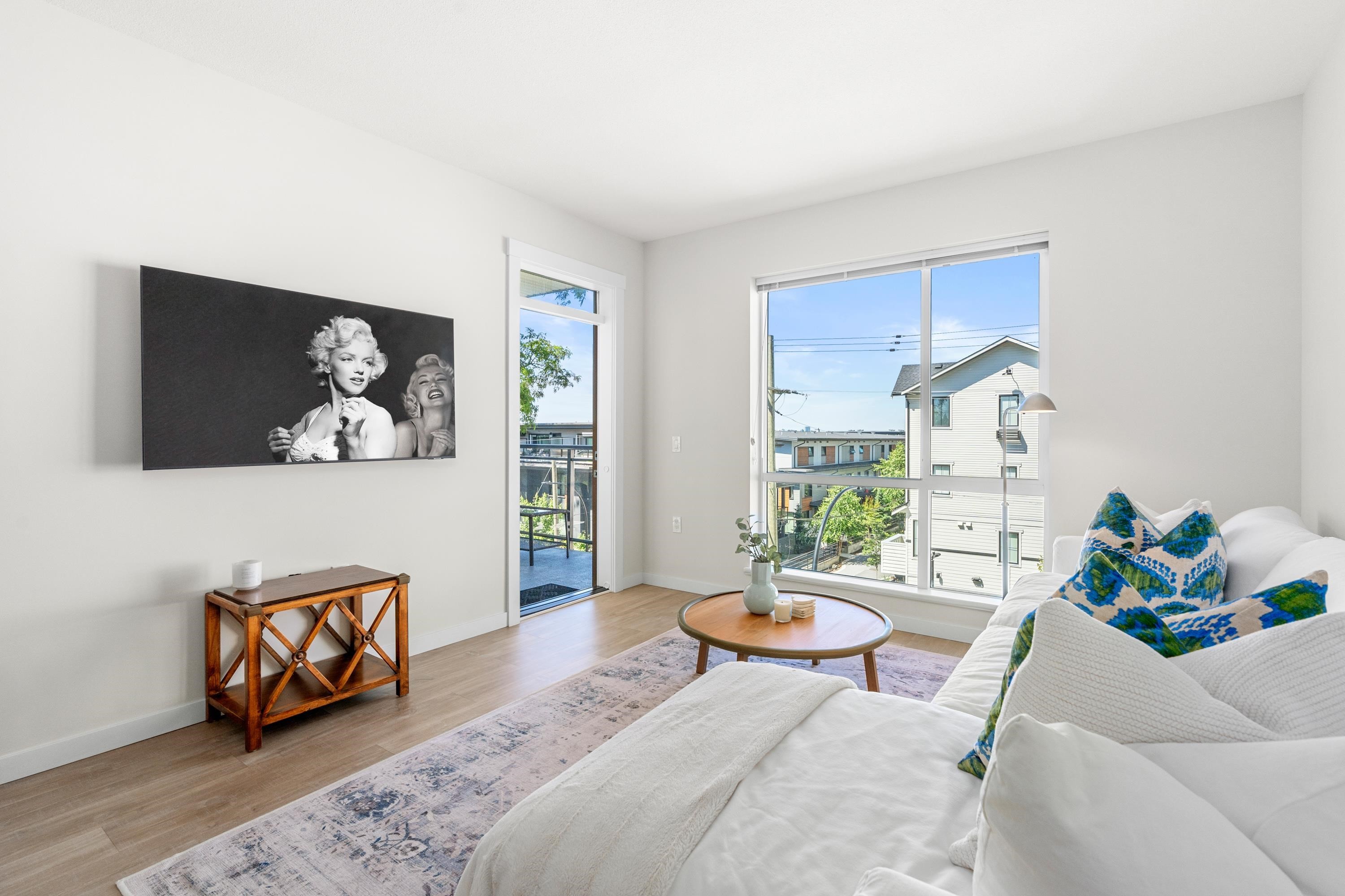 205-615 3Rd Street E, North Vancouver, BC