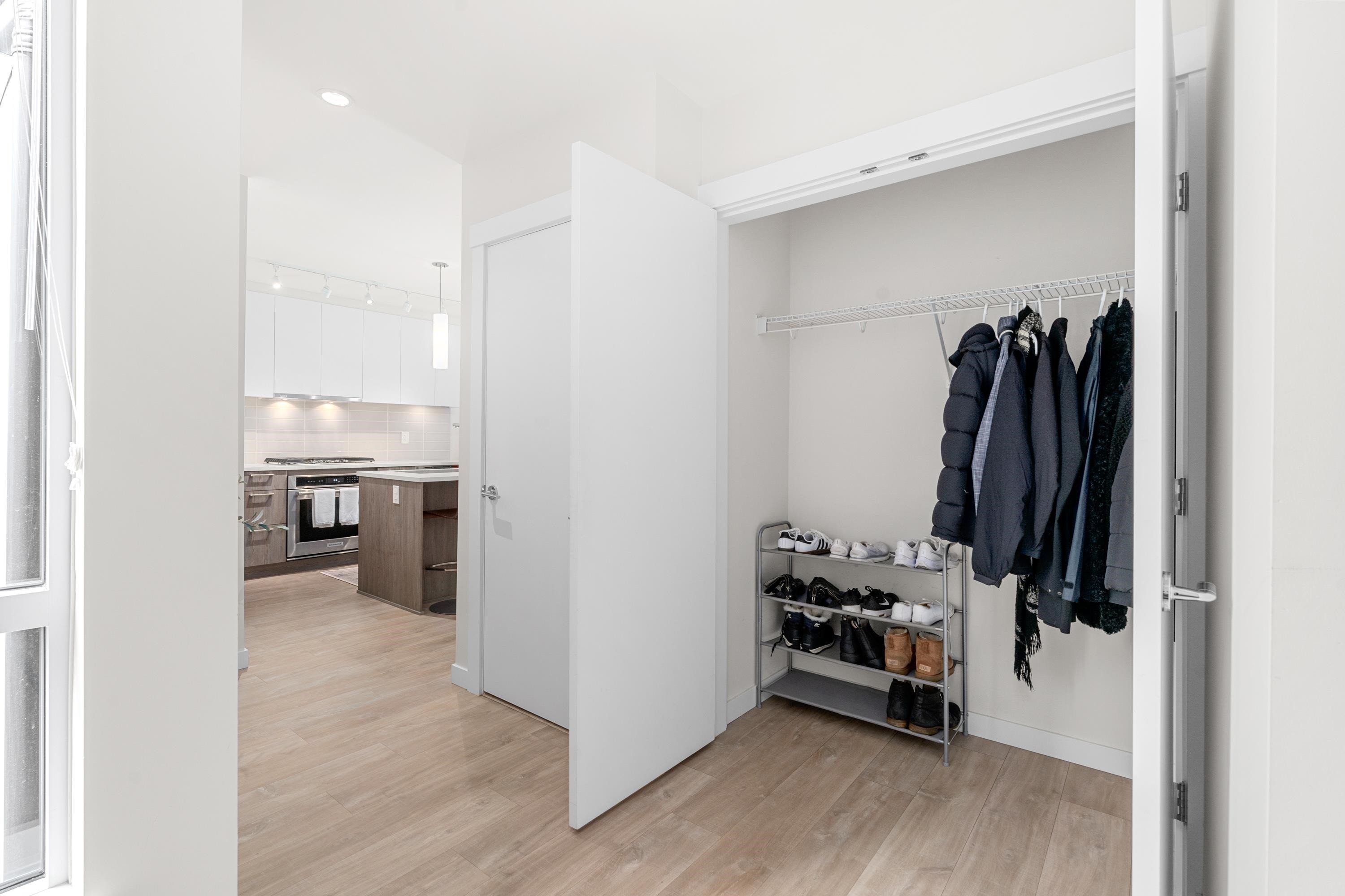 205-615 3Rd Street E, North Vancouver, BC