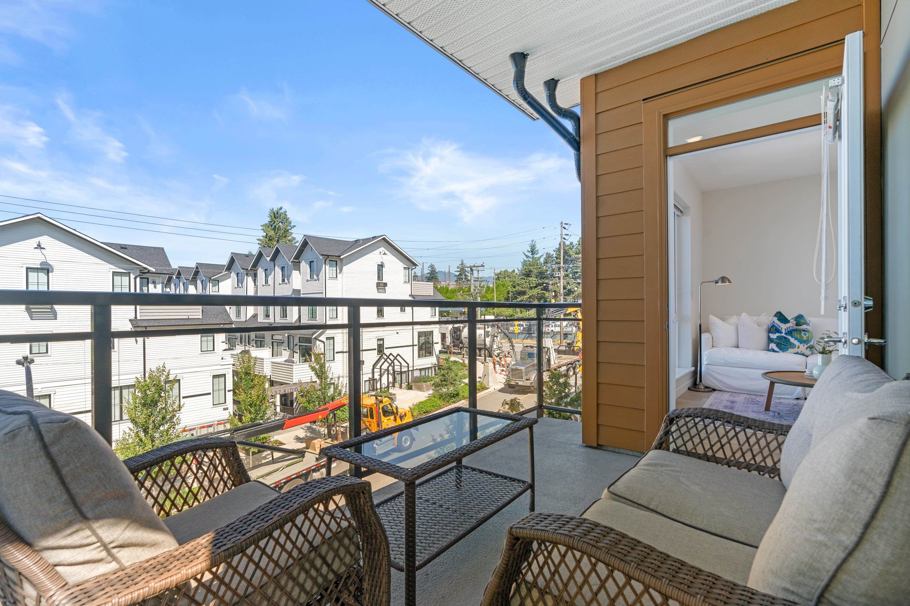 205-615 3Rd Street E, North Vancouver, BC