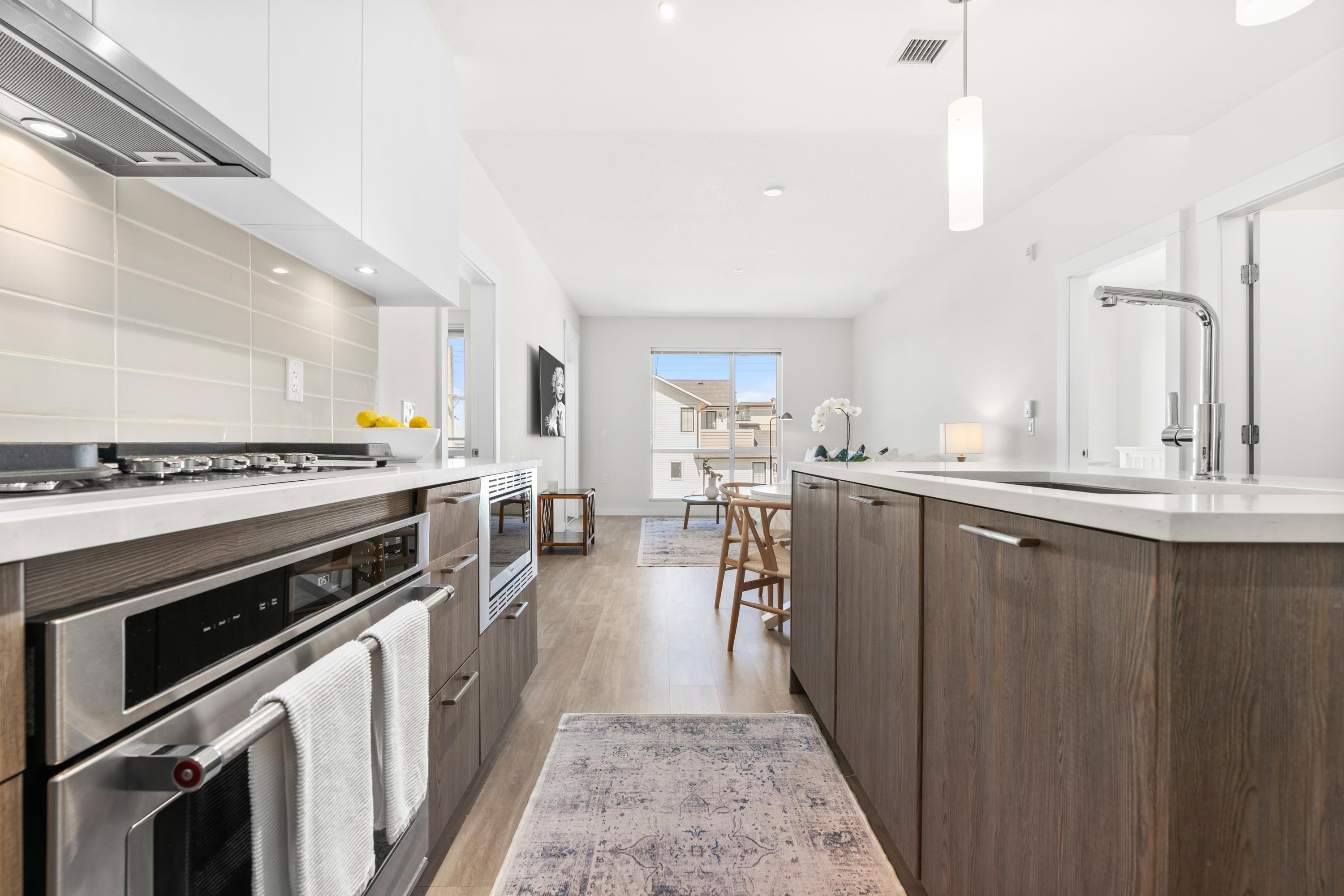 205-615 3Rd Street E, North Vancouver, BC