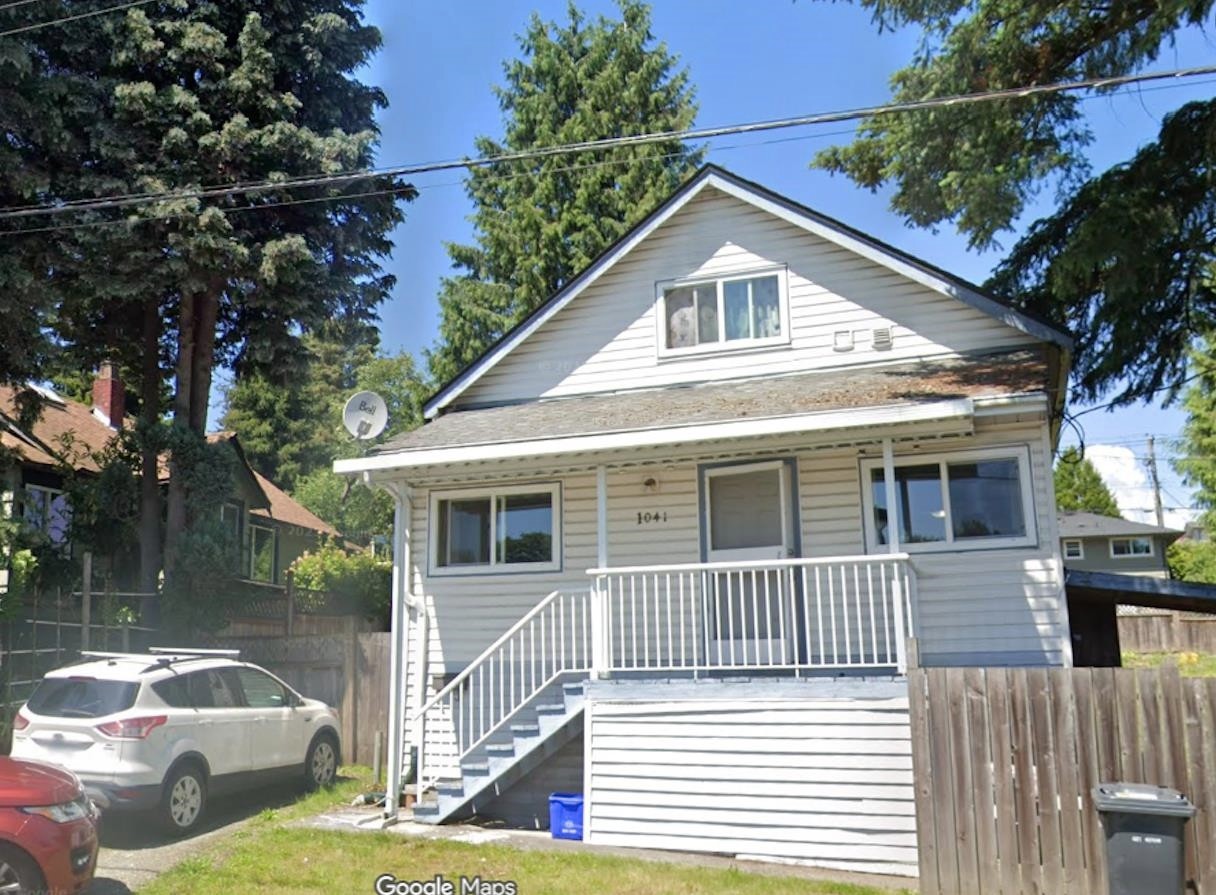 1041 James Avenue, Coquitlam, BC