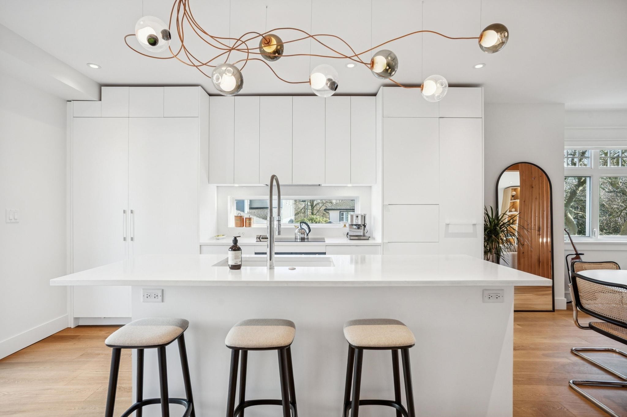 1851 16Th Avenue E, Vancouver, BC