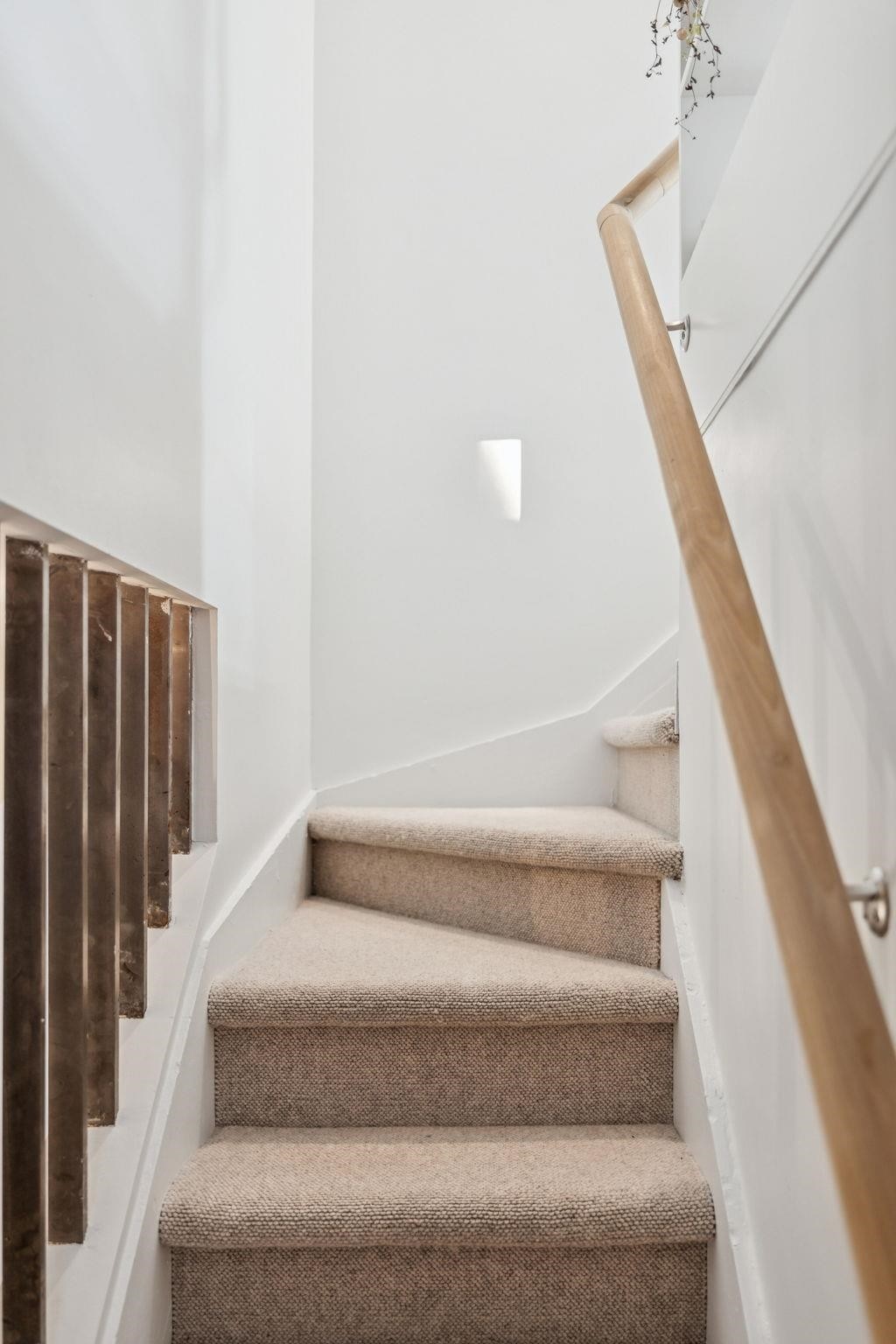 1851 16Th Avenue E, Vancouver, BC