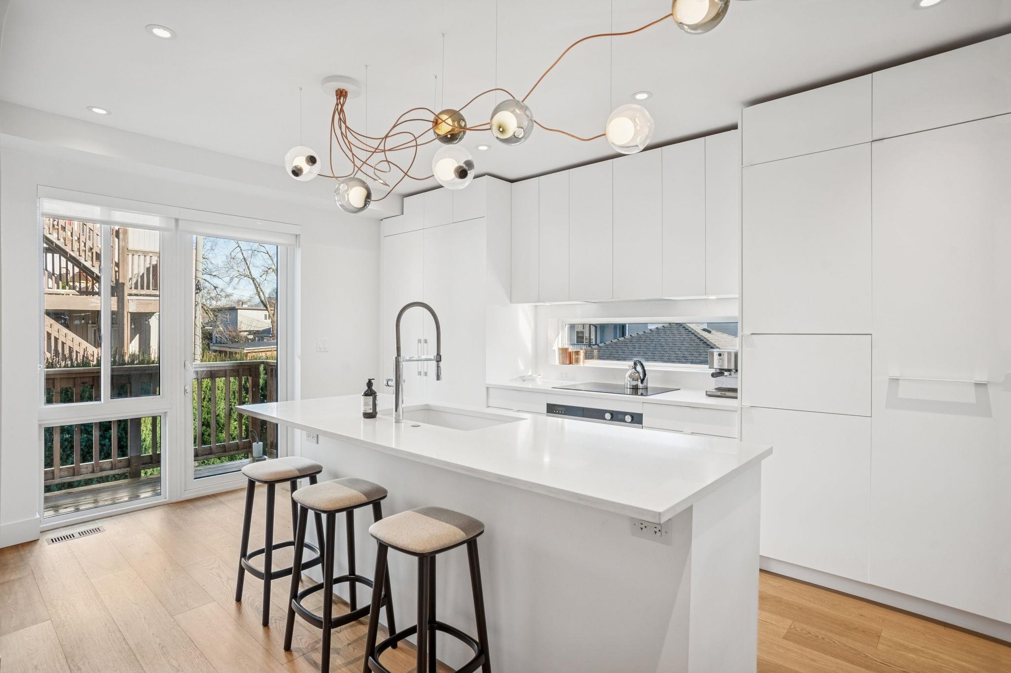 1851 16Th Avenue E, Vancouver, BC