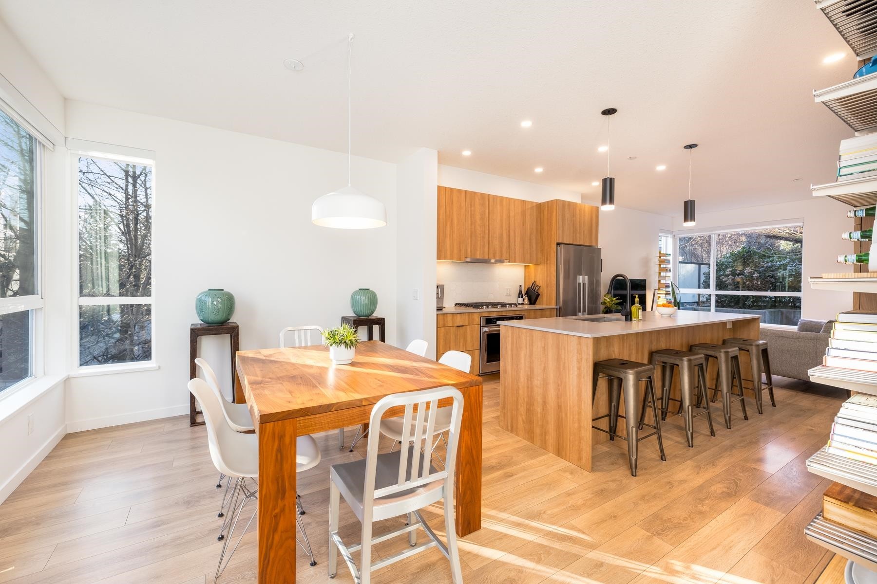 13-533 3Rd Street E, North Vancouver, BC