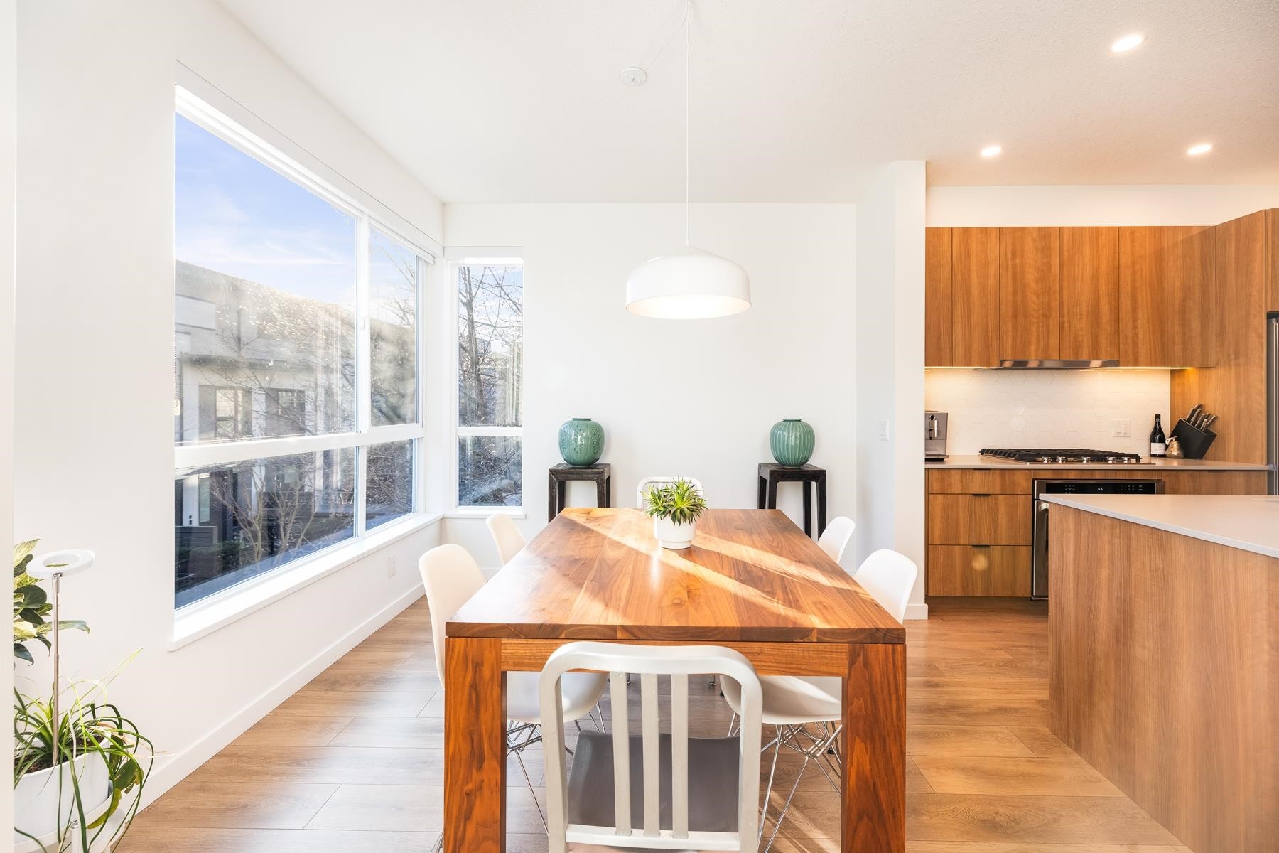 13-533 3Rd Street E, North Vancouver, BC