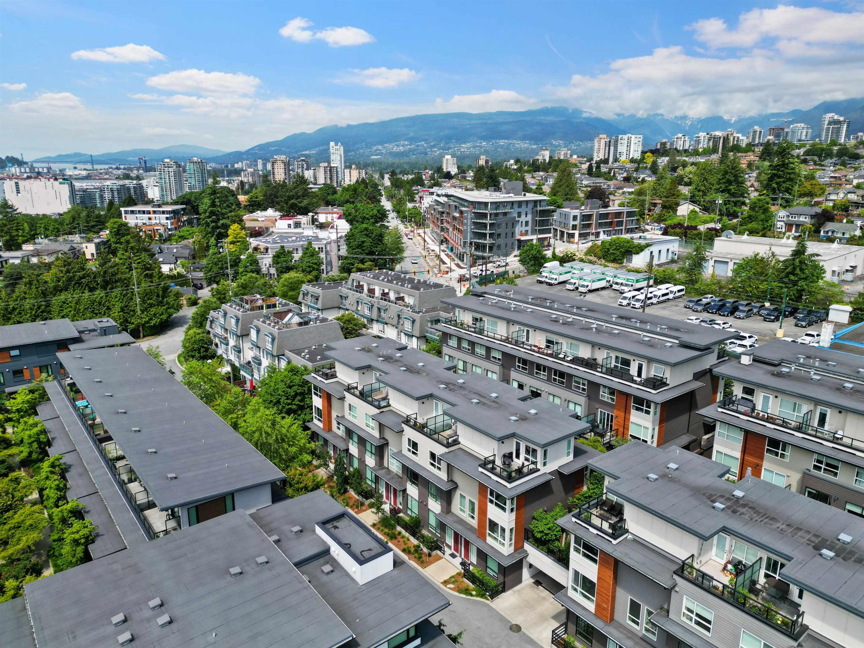 13-533 3Rd Street E, North Vancouver, BC