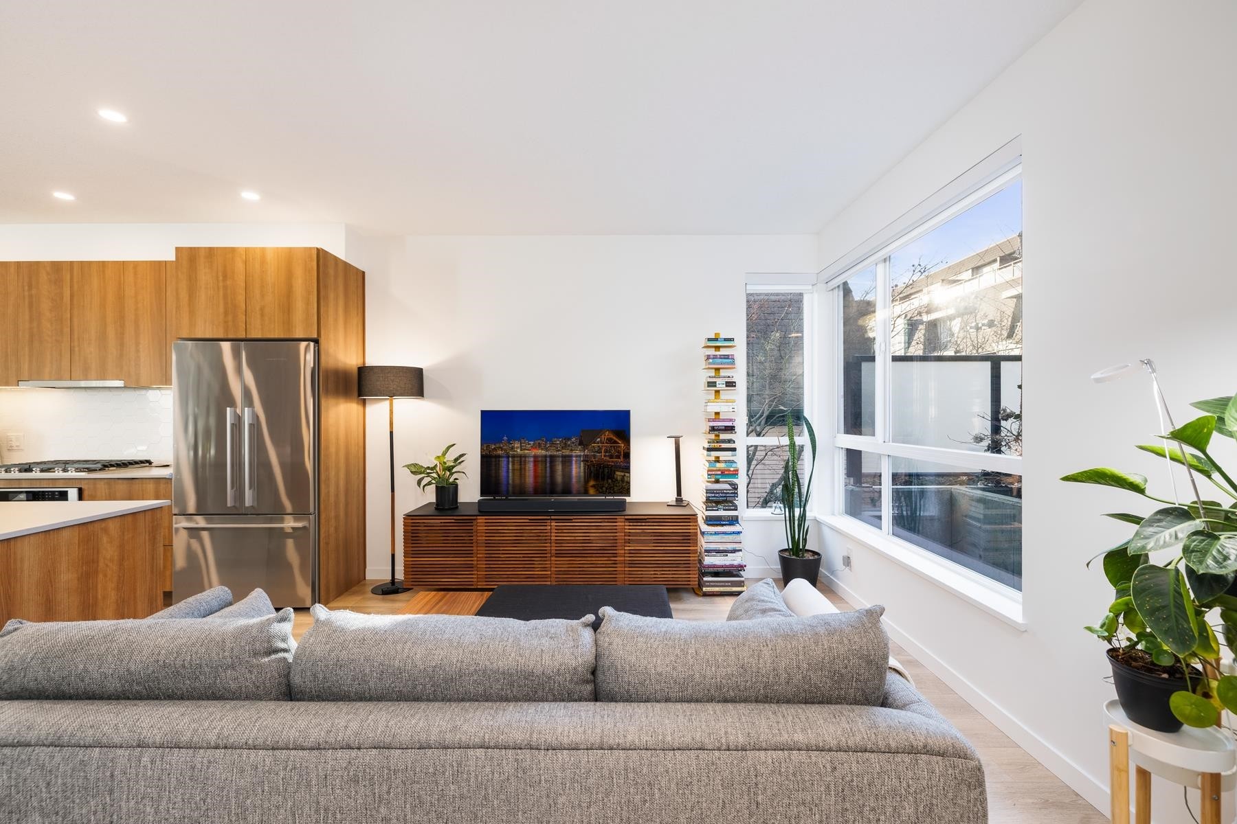 13-533 3Rd Street E, North Vancouver, BC