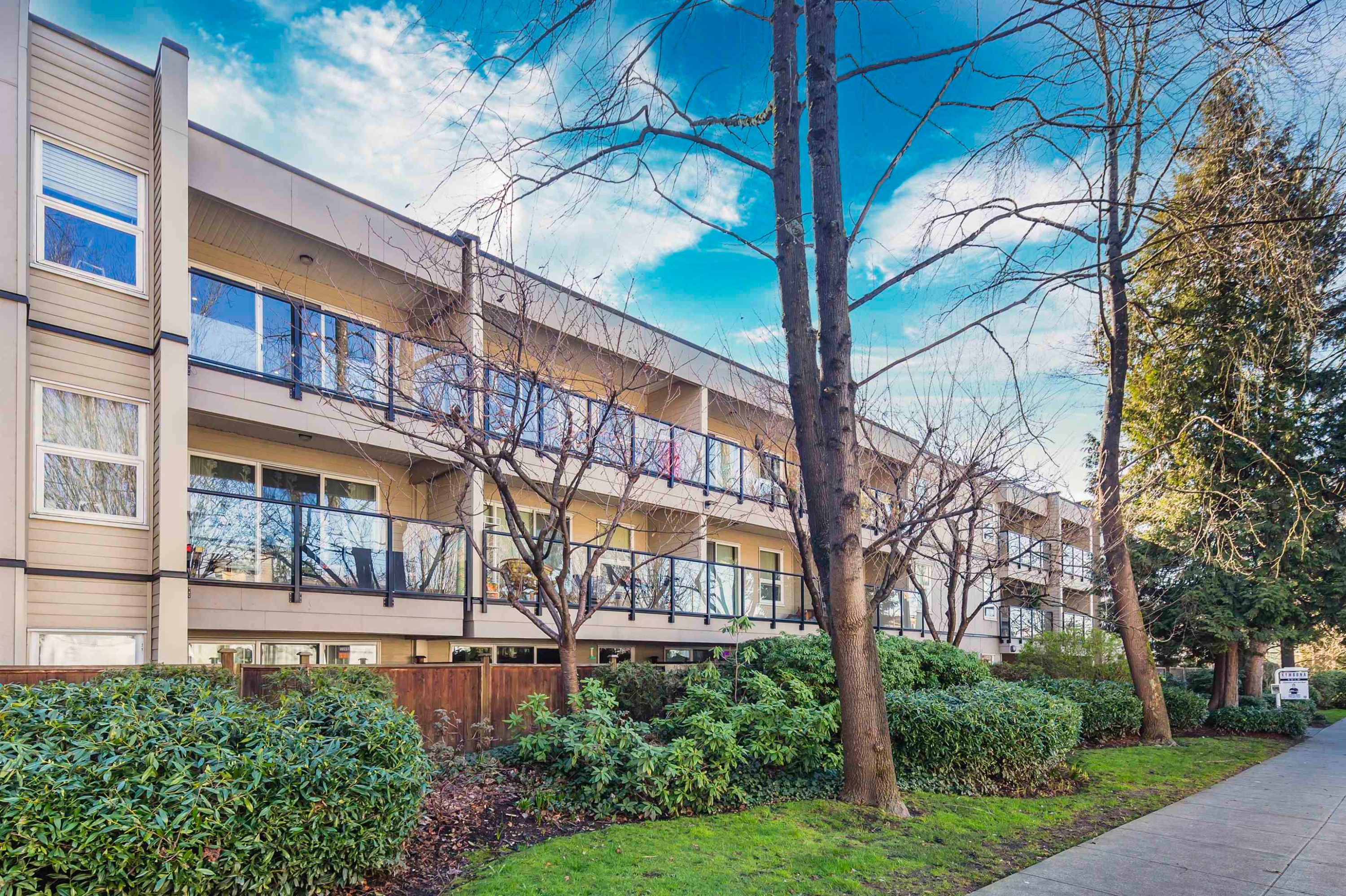 115-1440 Broadway Street E, Vancouver, BC