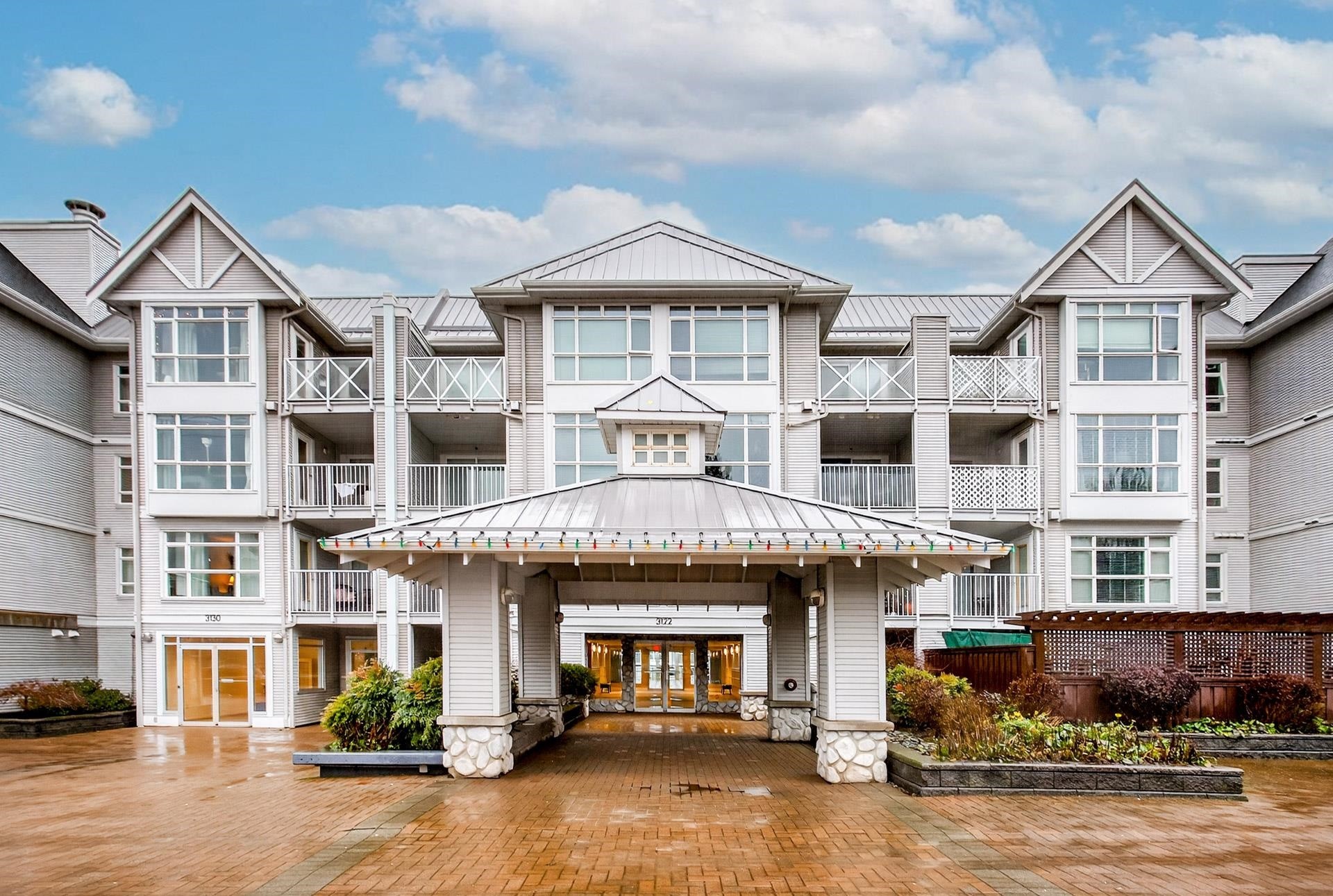 102-3122 St Johns Street, Port Moody, BC