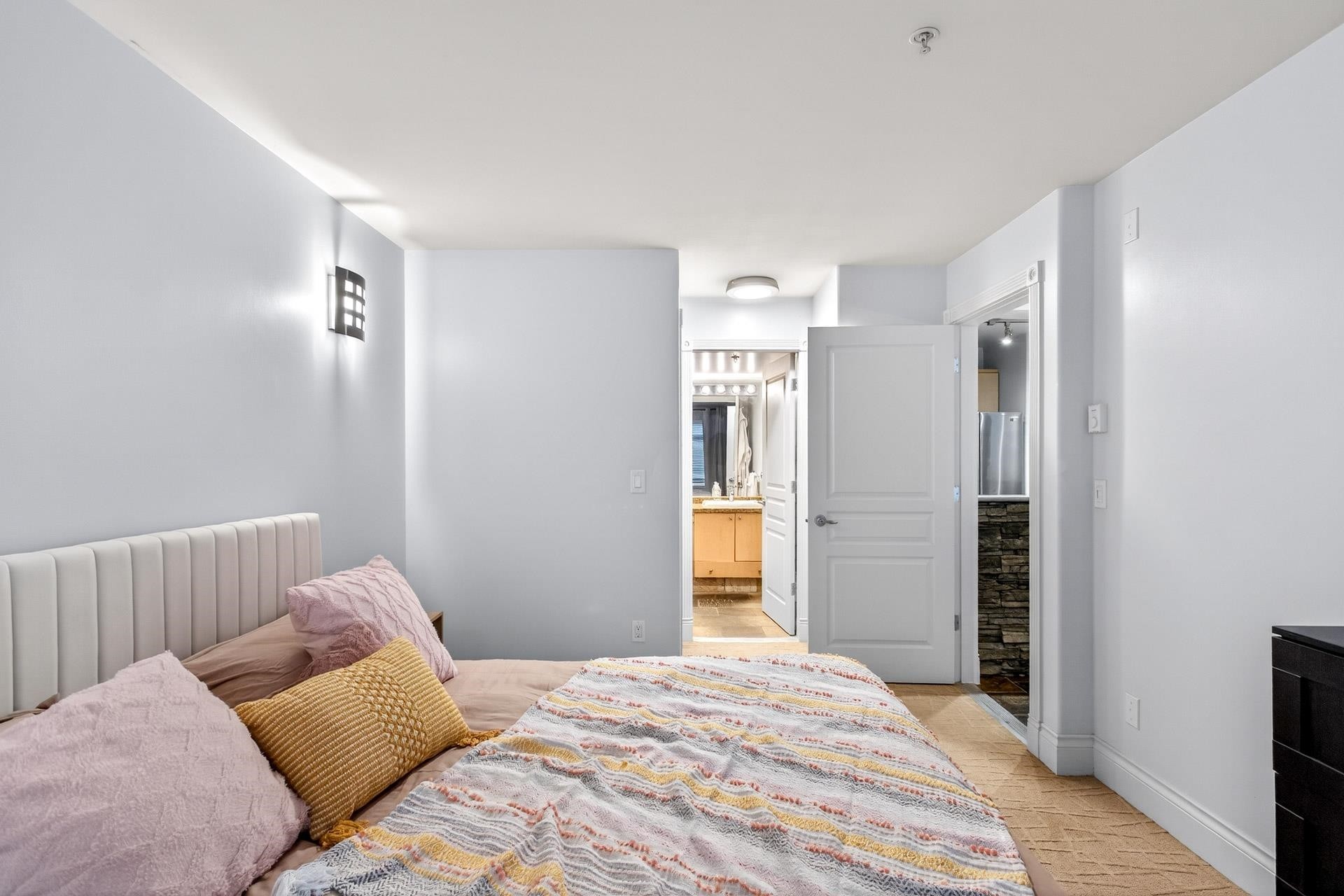 102-3122 St Johns Street, Port Moody, BC