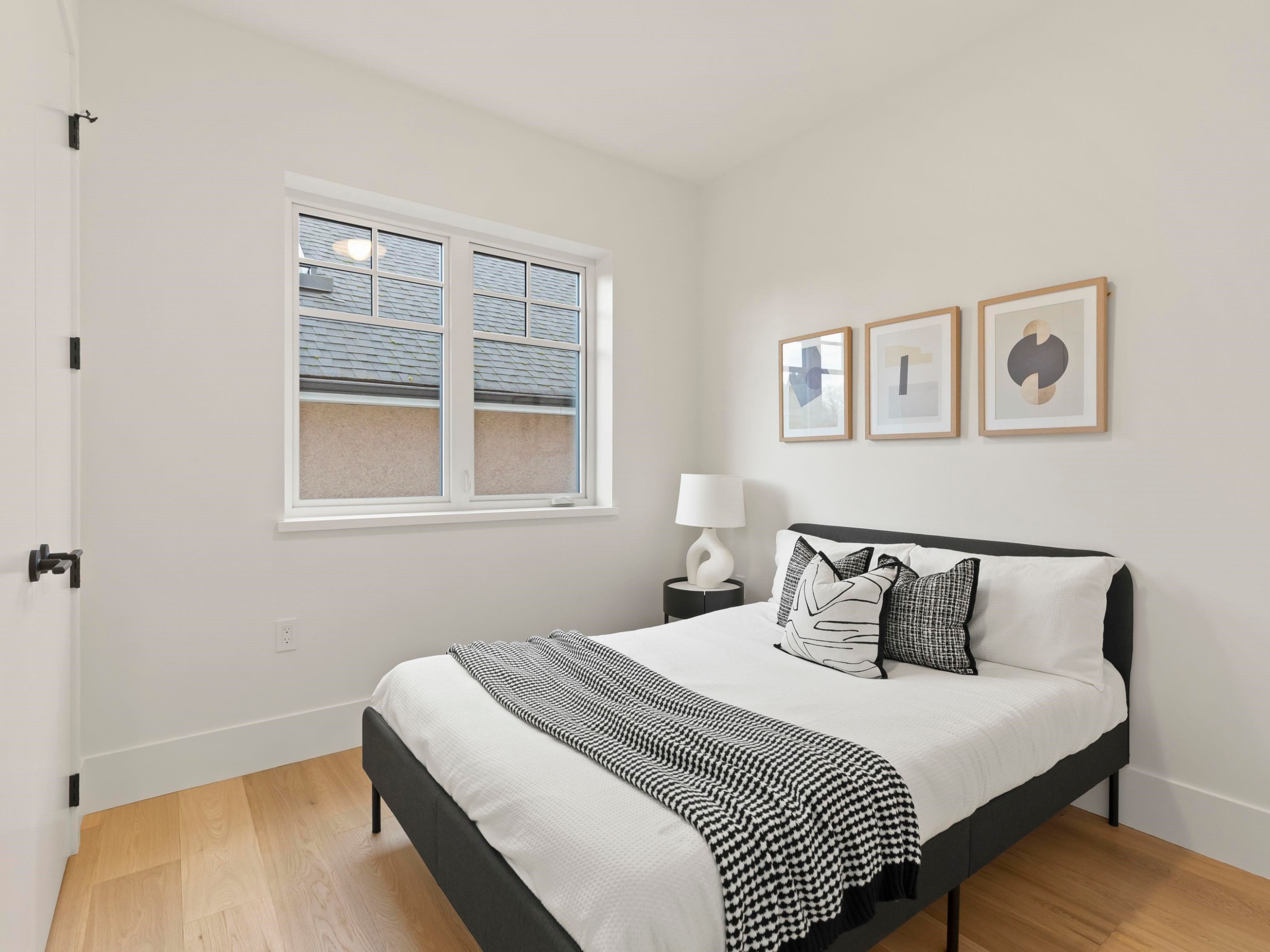 2-3919 18Th Avenue W, Vancouver, BC