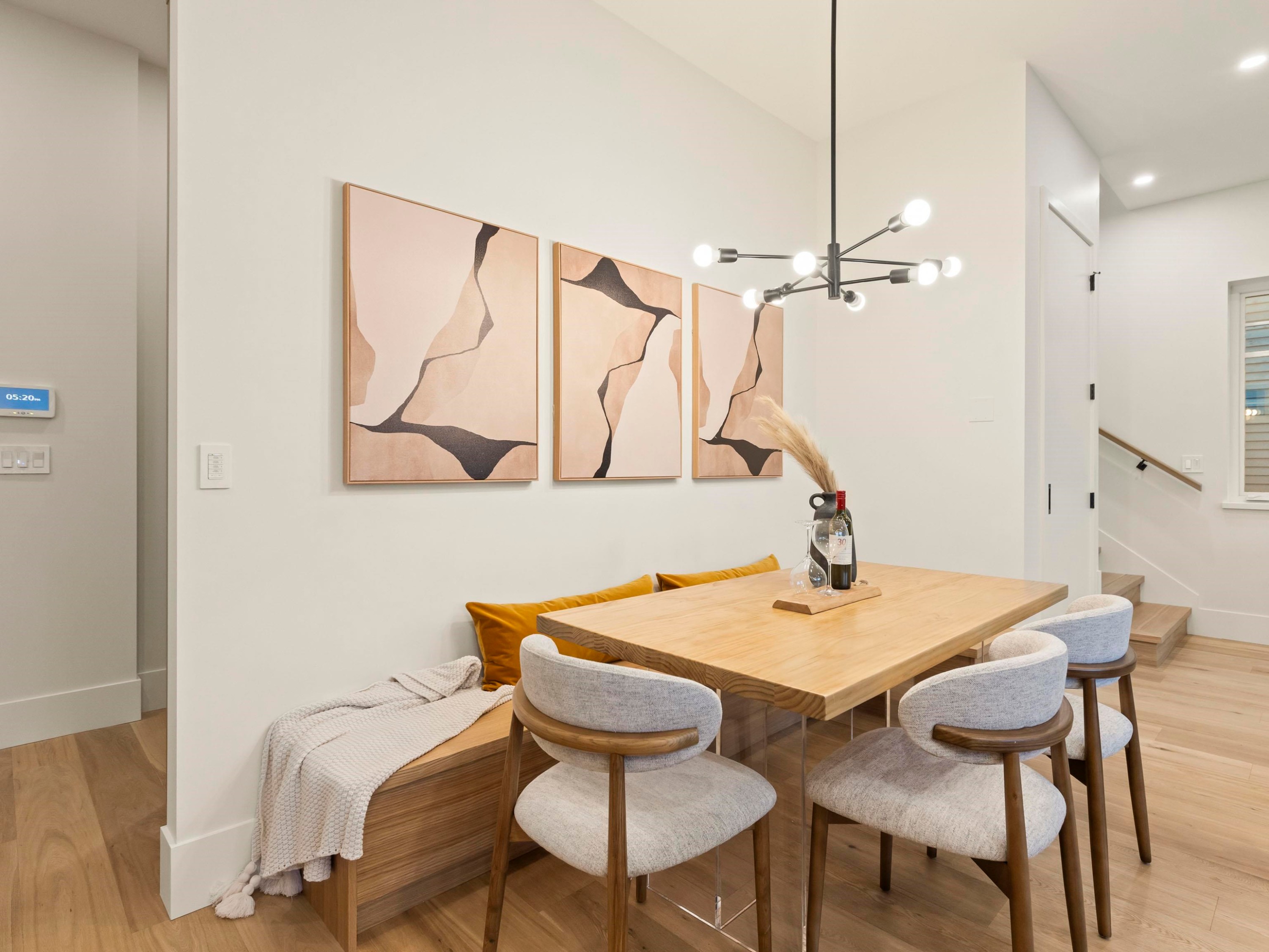 2-3919 18Th Avenue W, Vancouver, BC